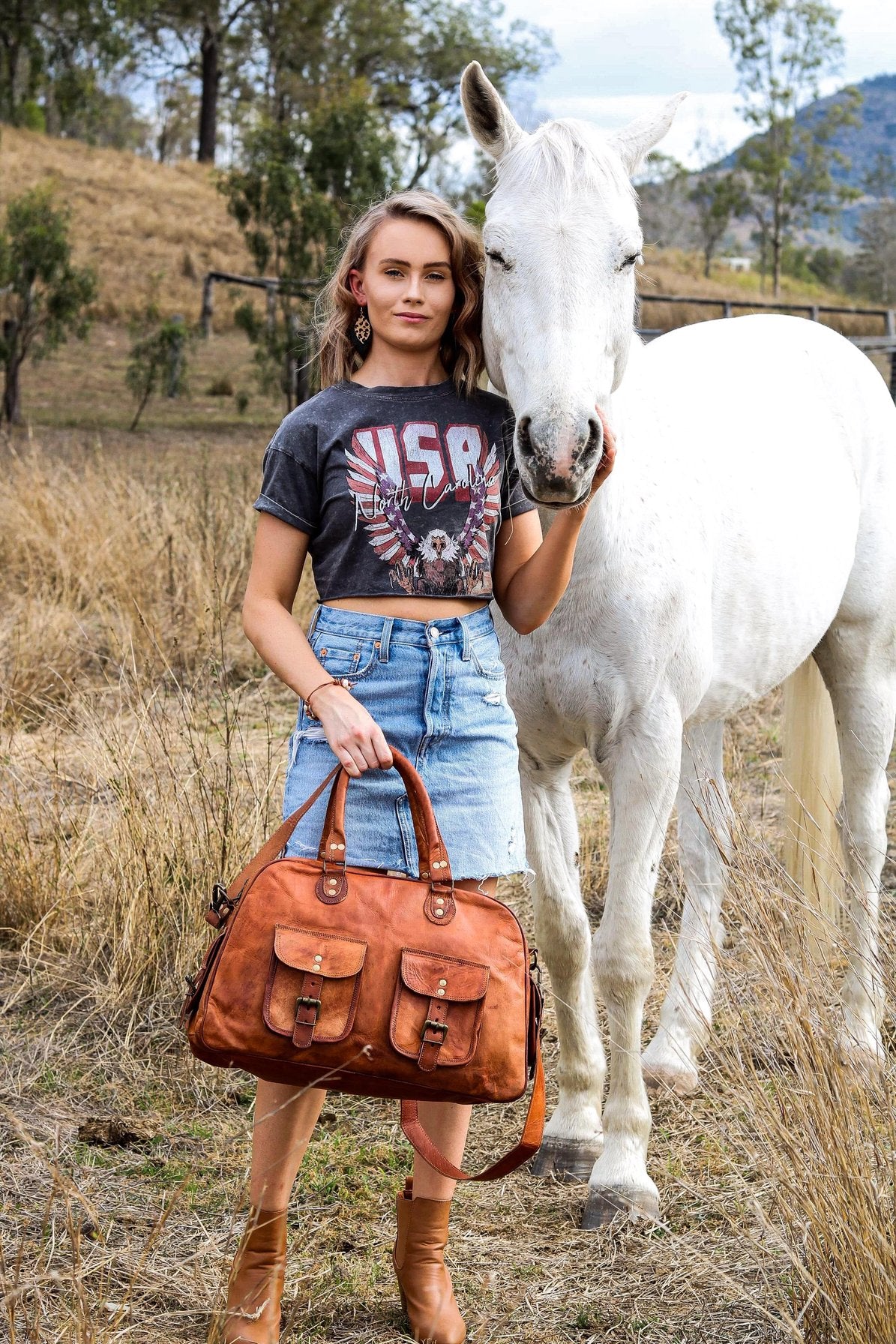 HANDBAGS & BAGS