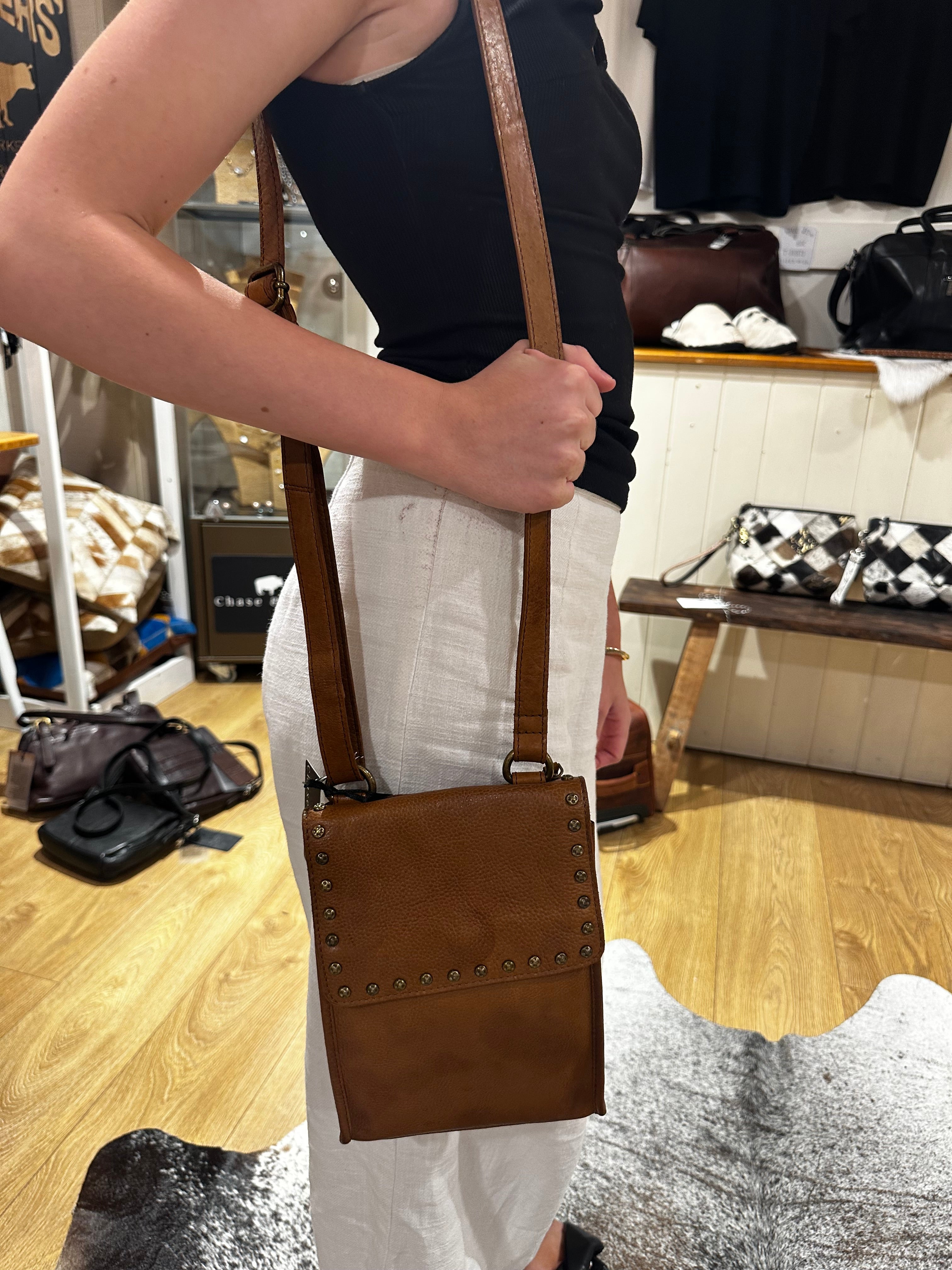 Leather shoulder/ cross body bag
