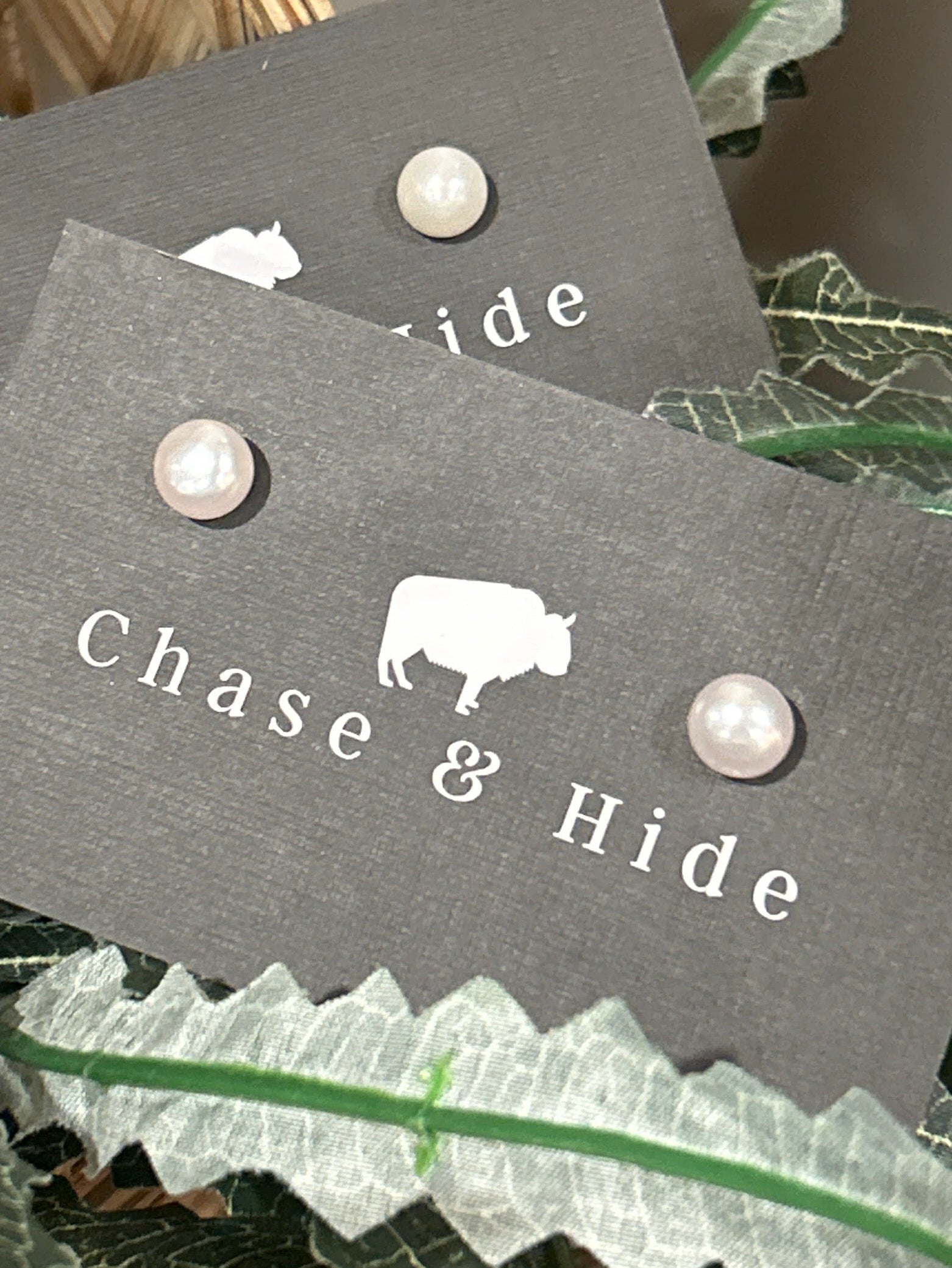8.5mm Freshwater pearl studs