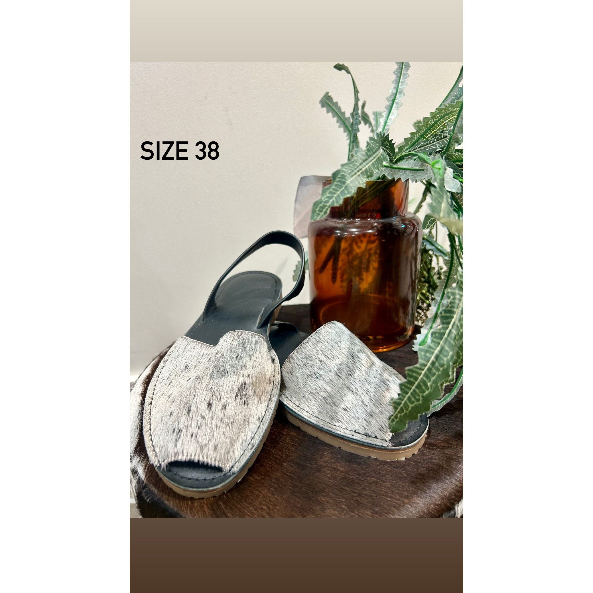 Black Cowhide Shoes Sling Back