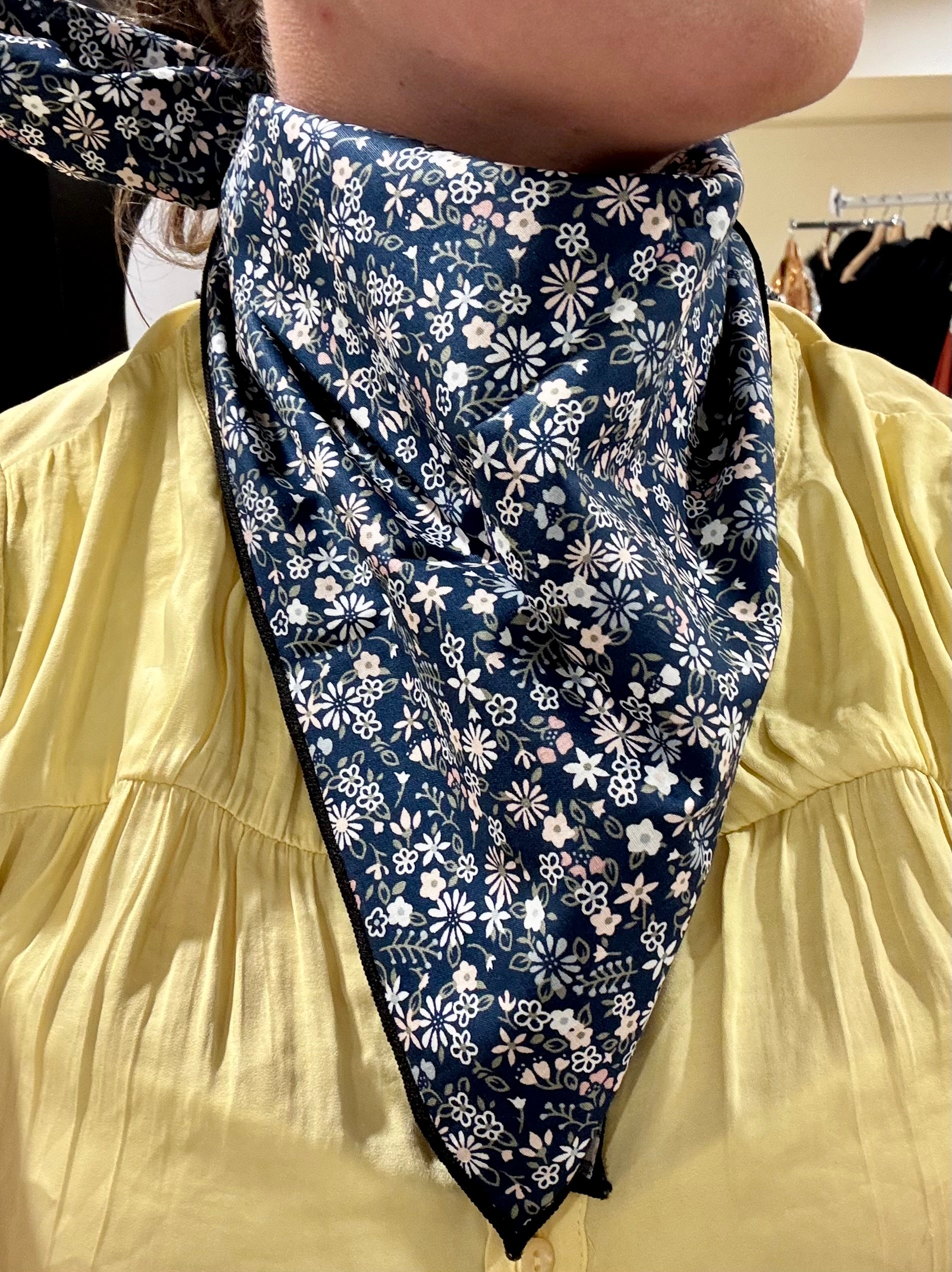 Wild Rags Foral