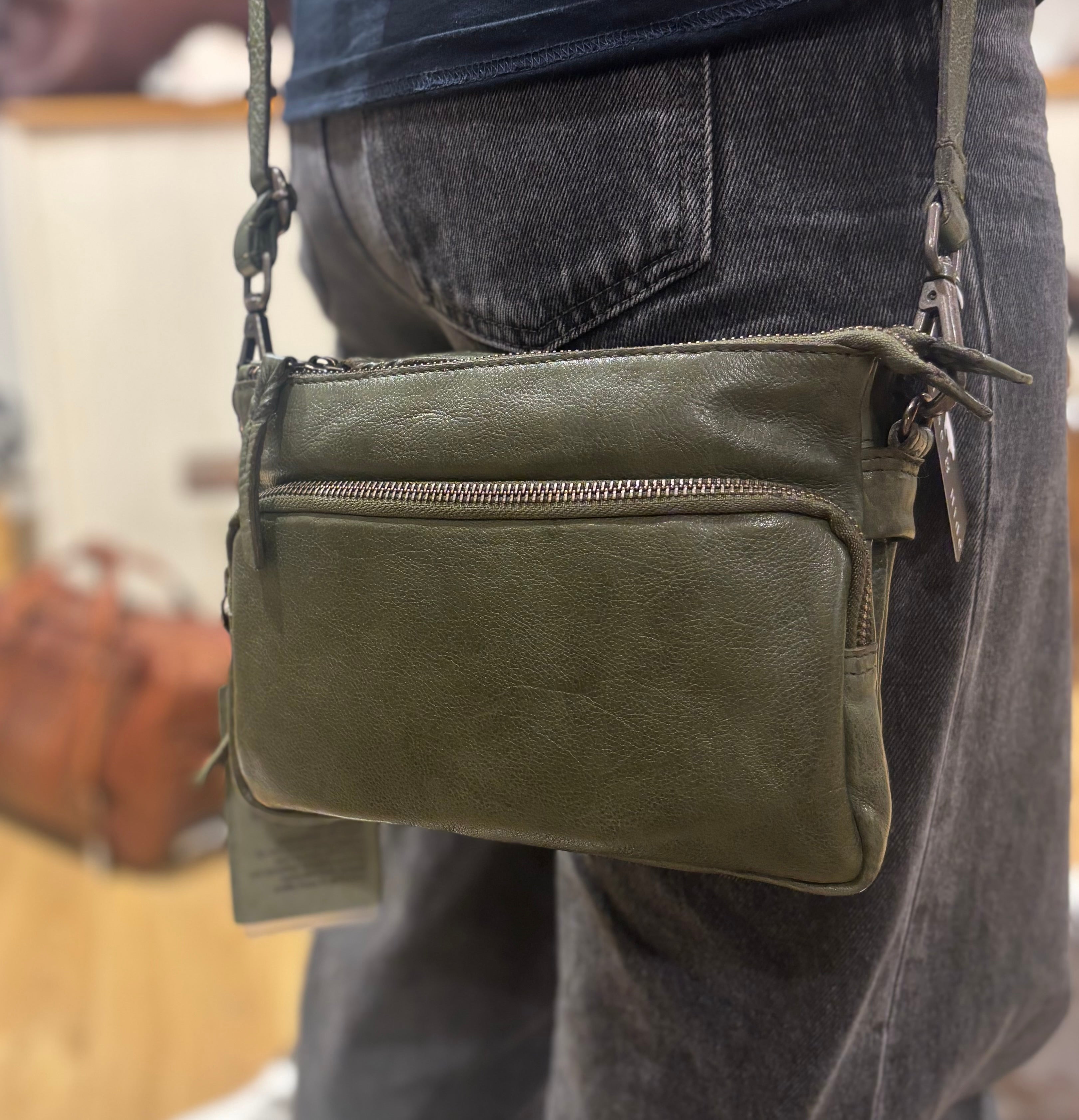 Leather cross body/ shoulder bag