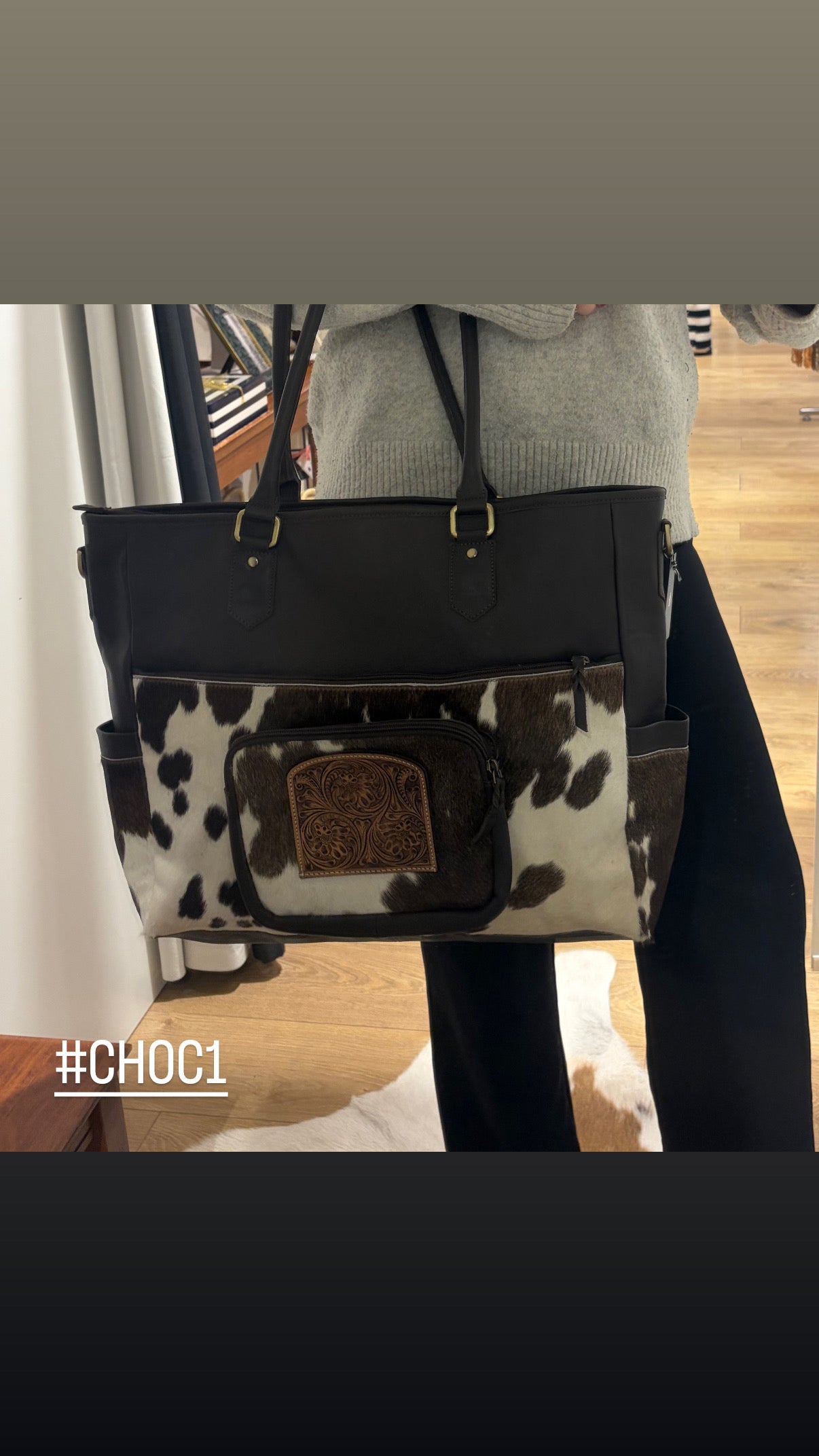 Cowhide and tooling leather nappy / Large Bag