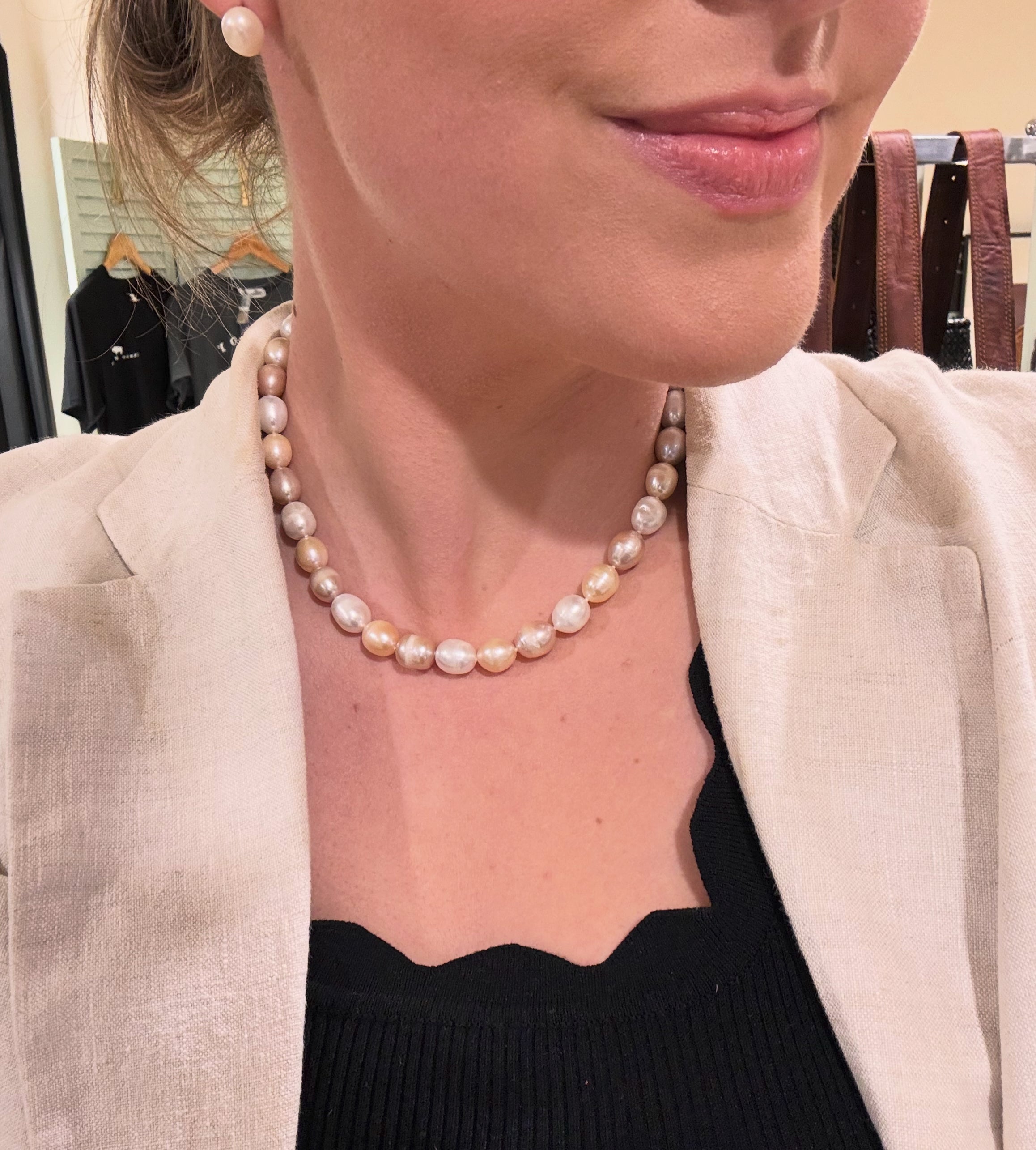 Natural Pearl necklace