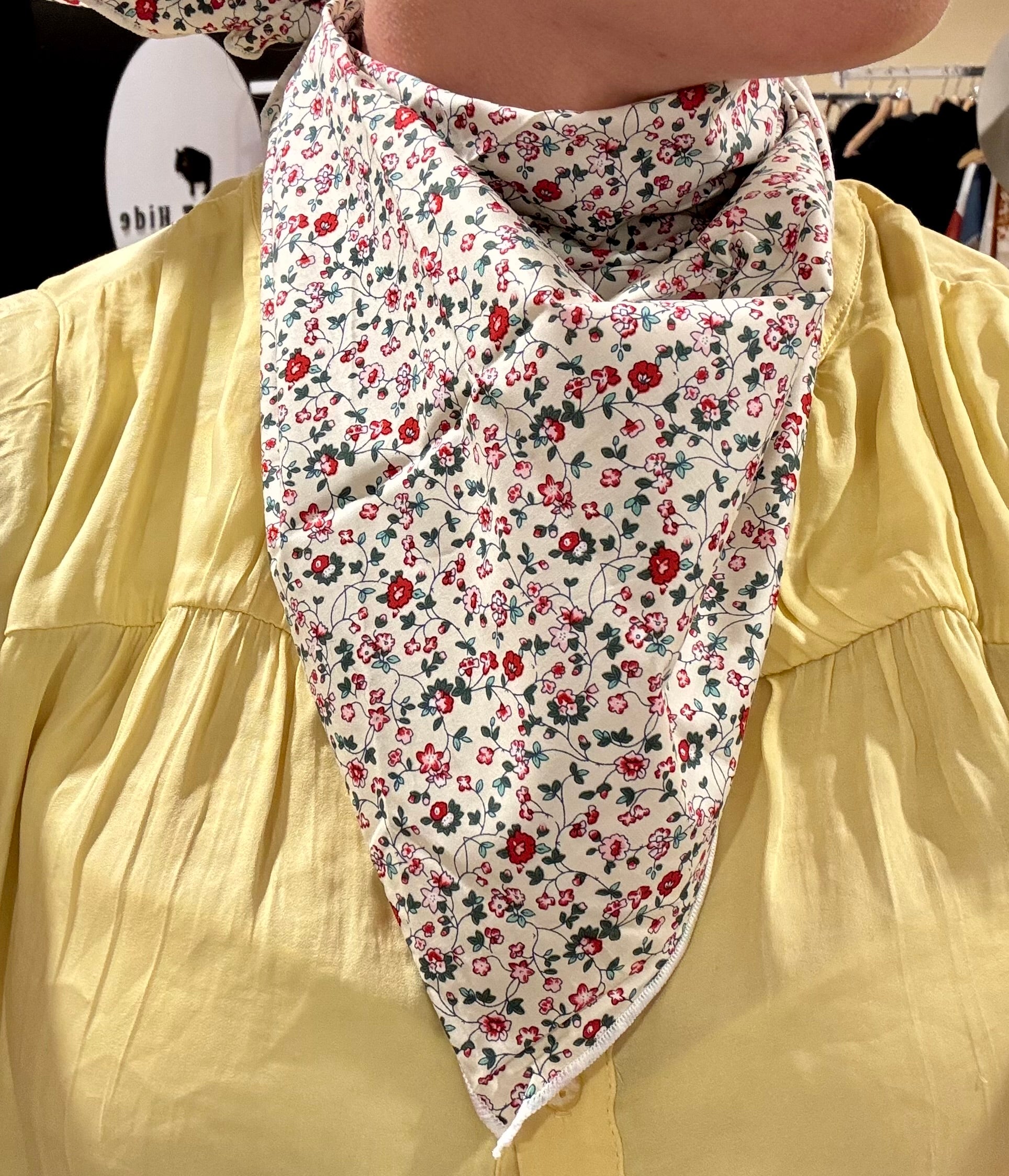 Wild Rags Foral