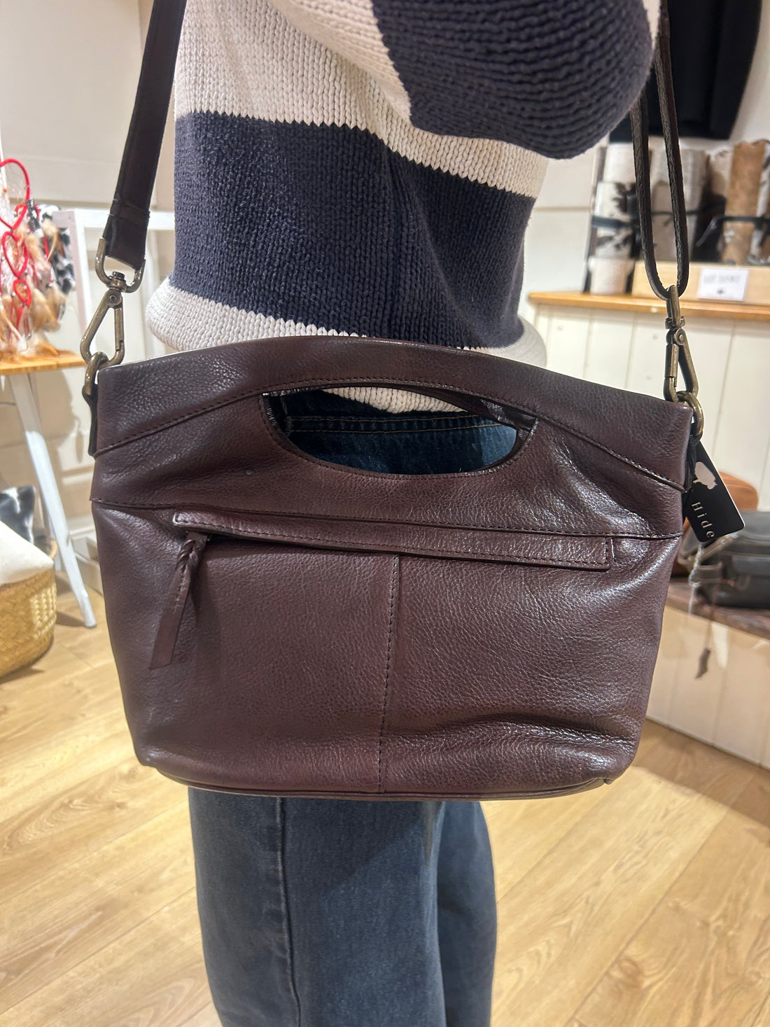 Weaved Leather Crossbody Handbag