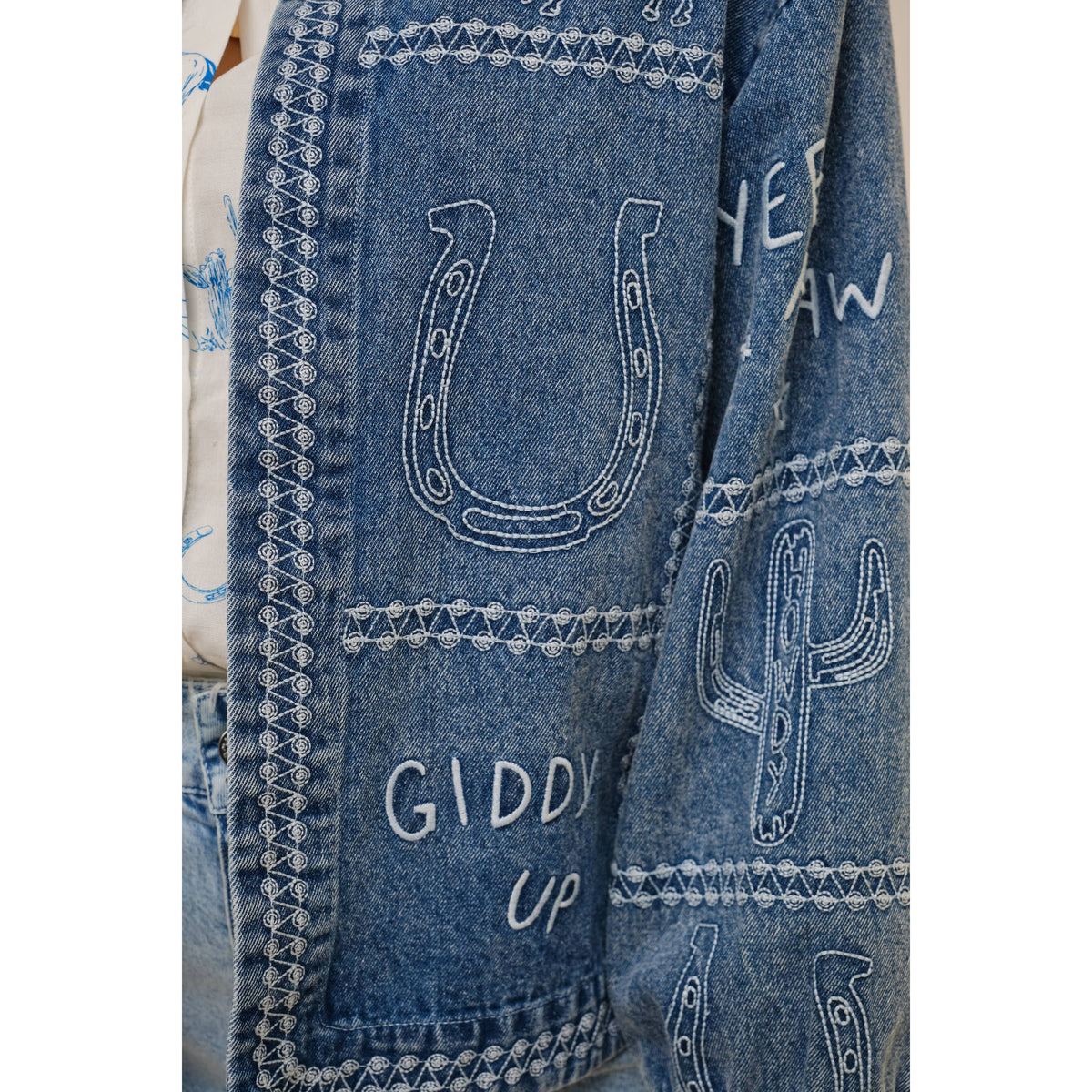 Western Embroidery Puff Sleeve Denim Jacket