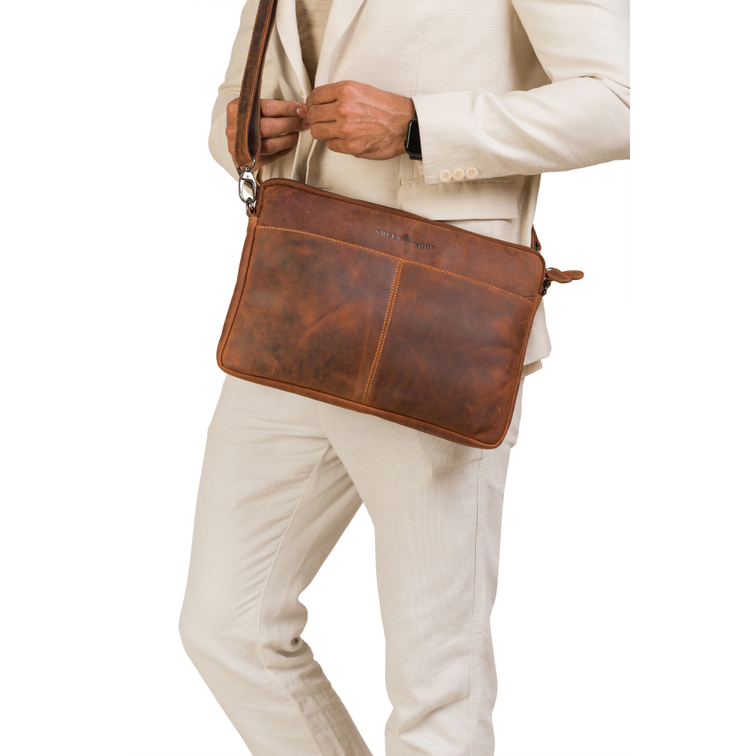 Leather Laptop Sleeve - MacBook Pro/Air 13 / 15 / 16 inch sleeve with Strap - Montreal Sandal GWLP06