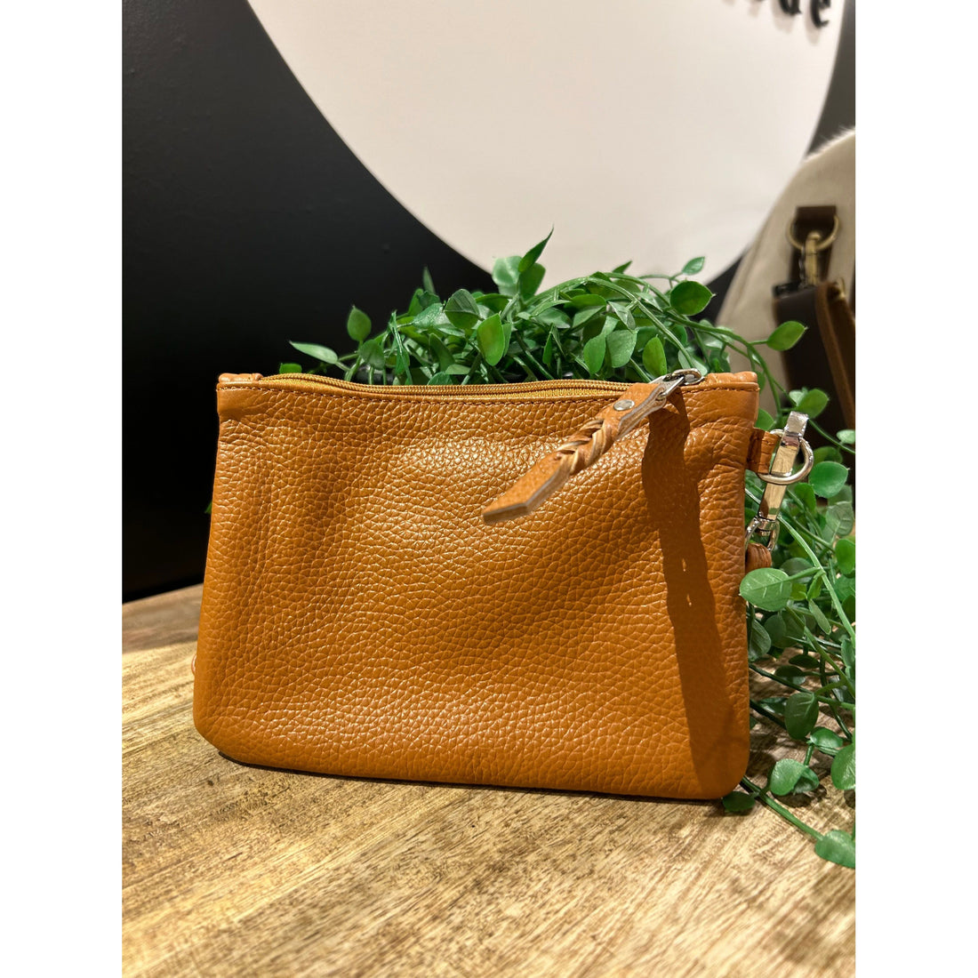 Midi Tan sized clutch