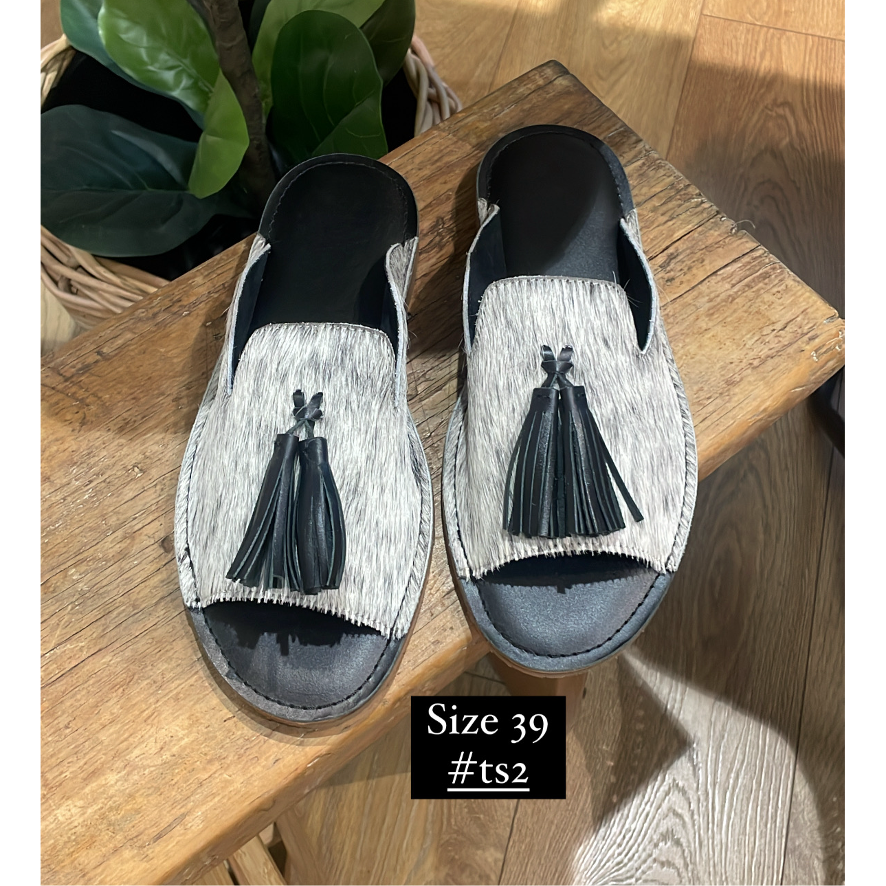 Hide Slide Shoes
