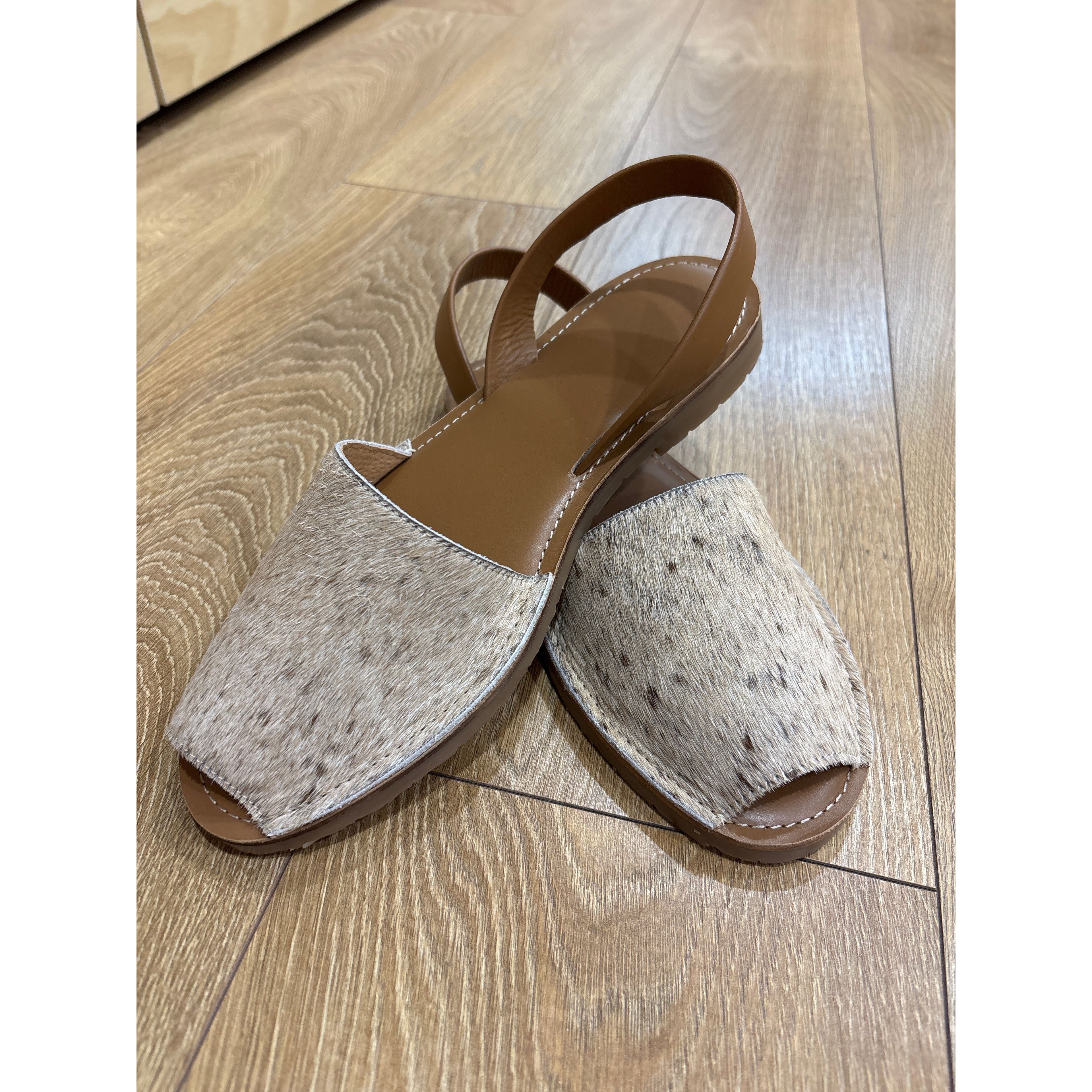 Cowhide Shoes Sling back