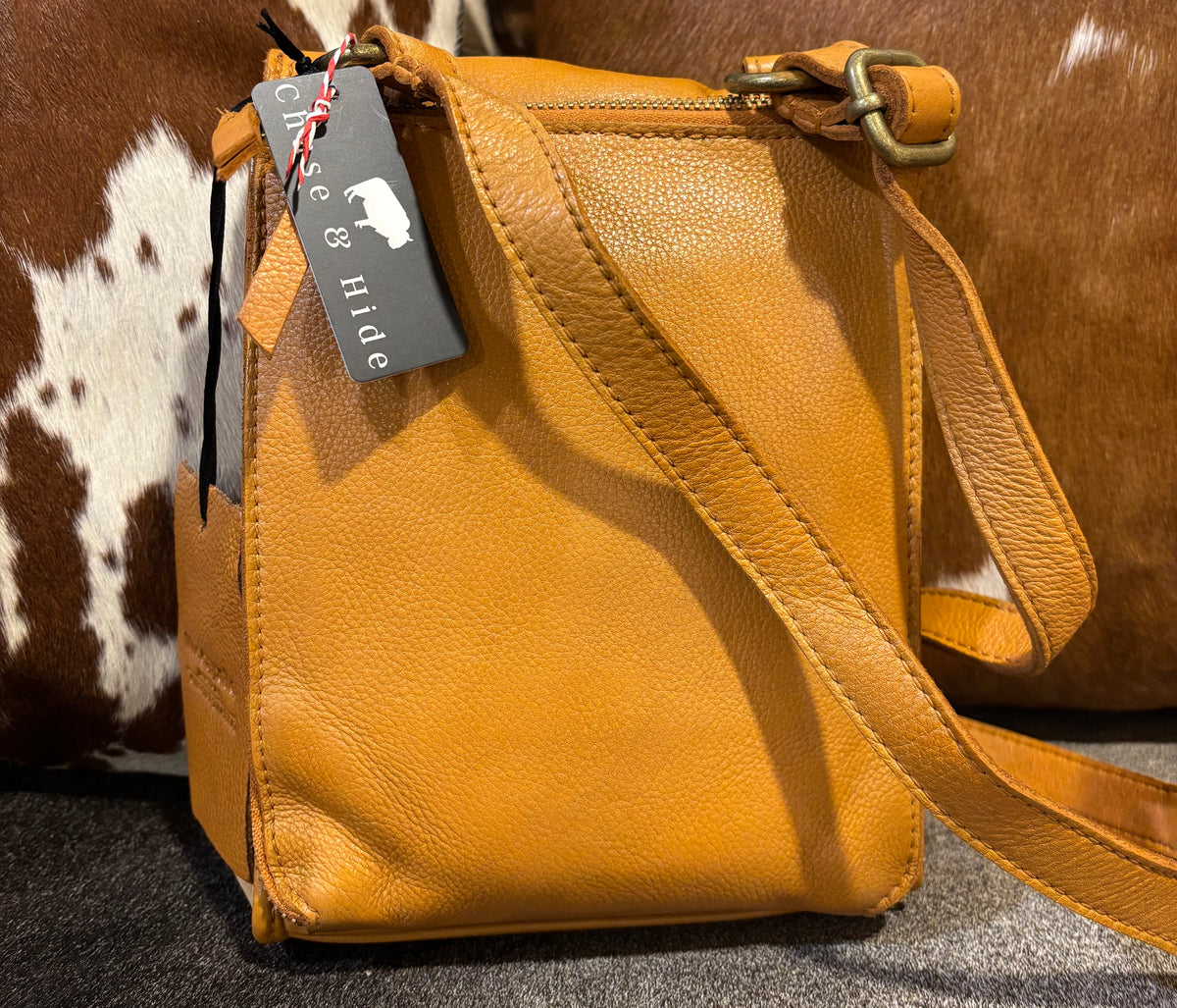 Vintage Leather Crossbody 7983 Honey