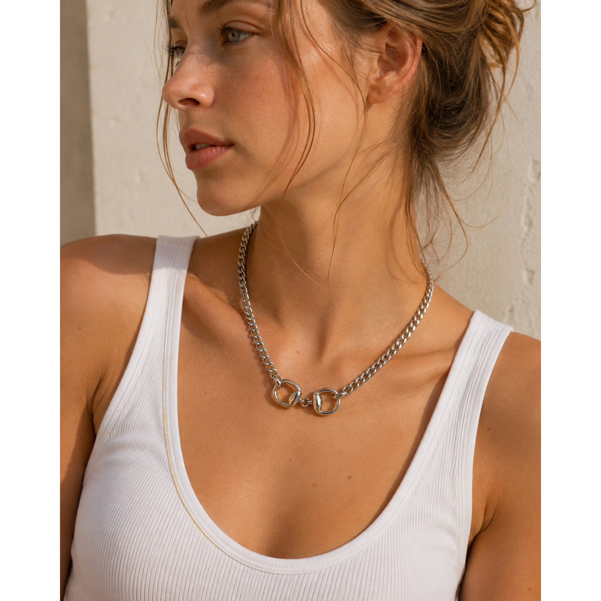 Double Horsebit Curb Bold Chain Necklace