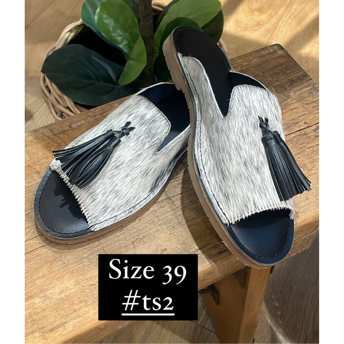 Hide Slide Shoes