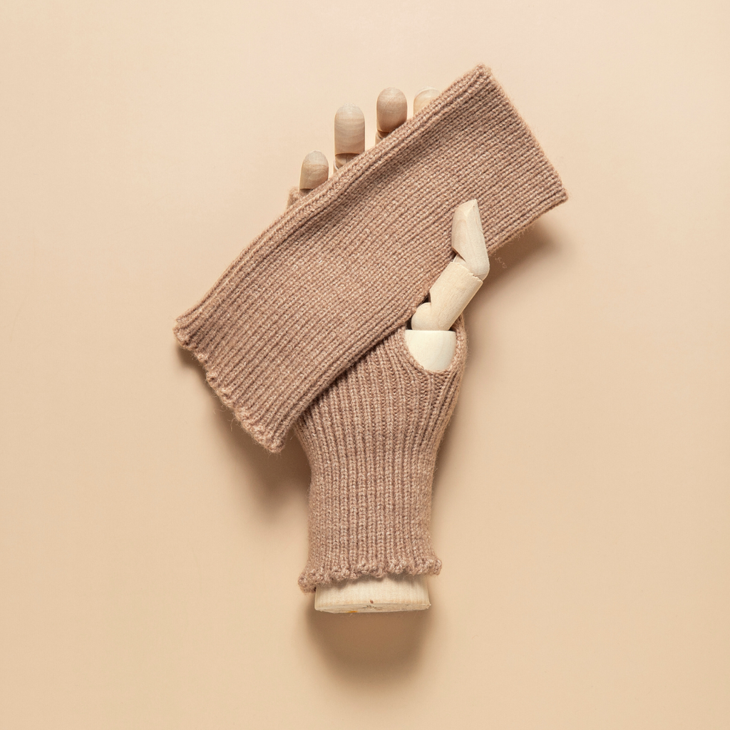 Ribbed Fingerless Gloves