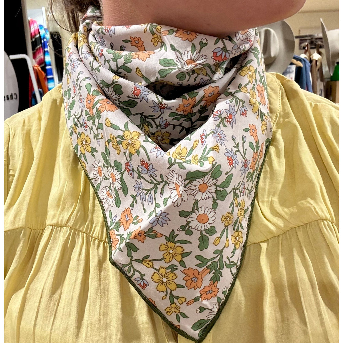 Wild Rags Foral