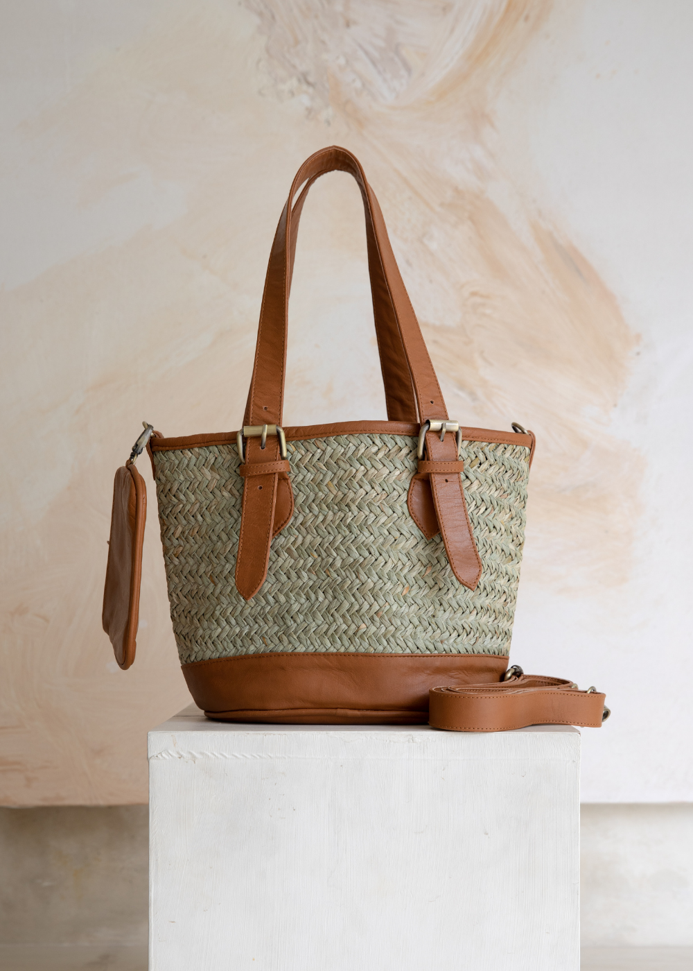 Odette Bucket Bag // Tan