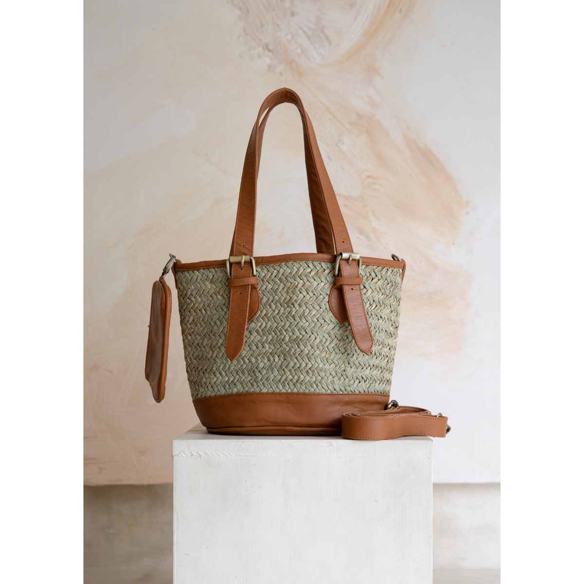 Odette Bucket Bag // Tan