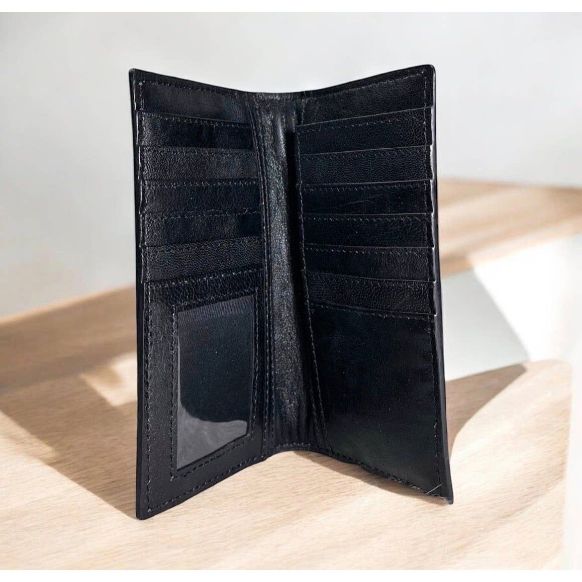 Basketweave tooled leather men’s wallet