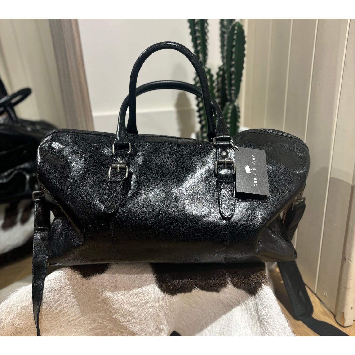 The Leisurely Overnight Bag Black