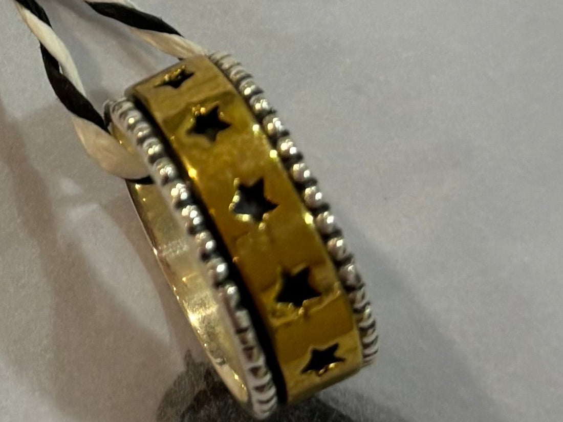 Spin Star Ring