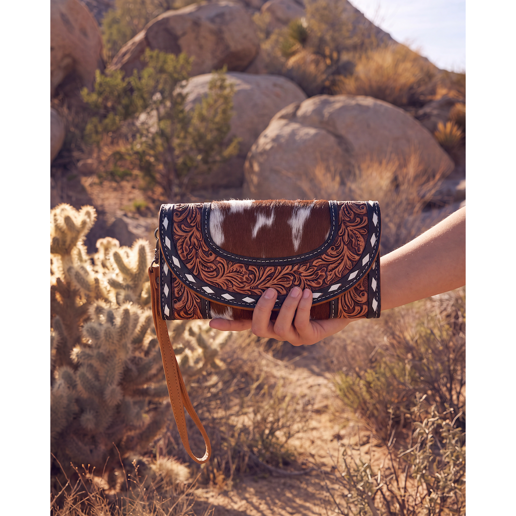 Tooling Leather Cowhide Trifold Wristlet Wallet – AW39 – Mateo