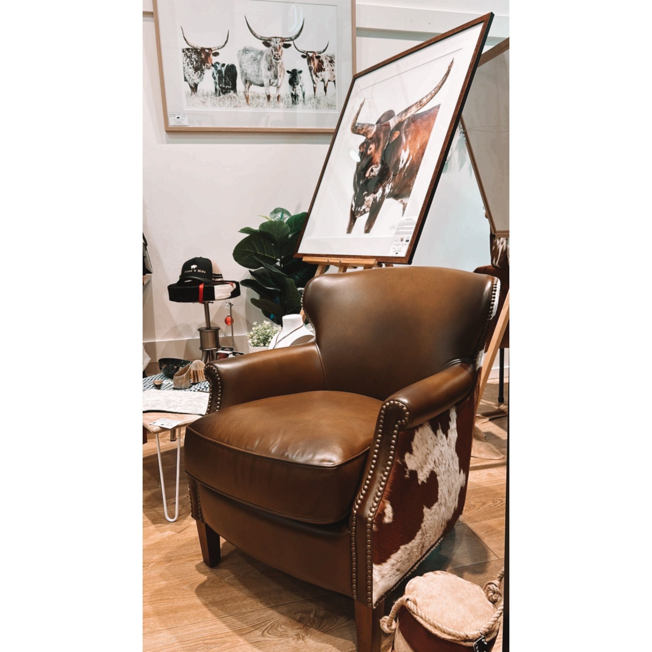 Cowhide club online chair