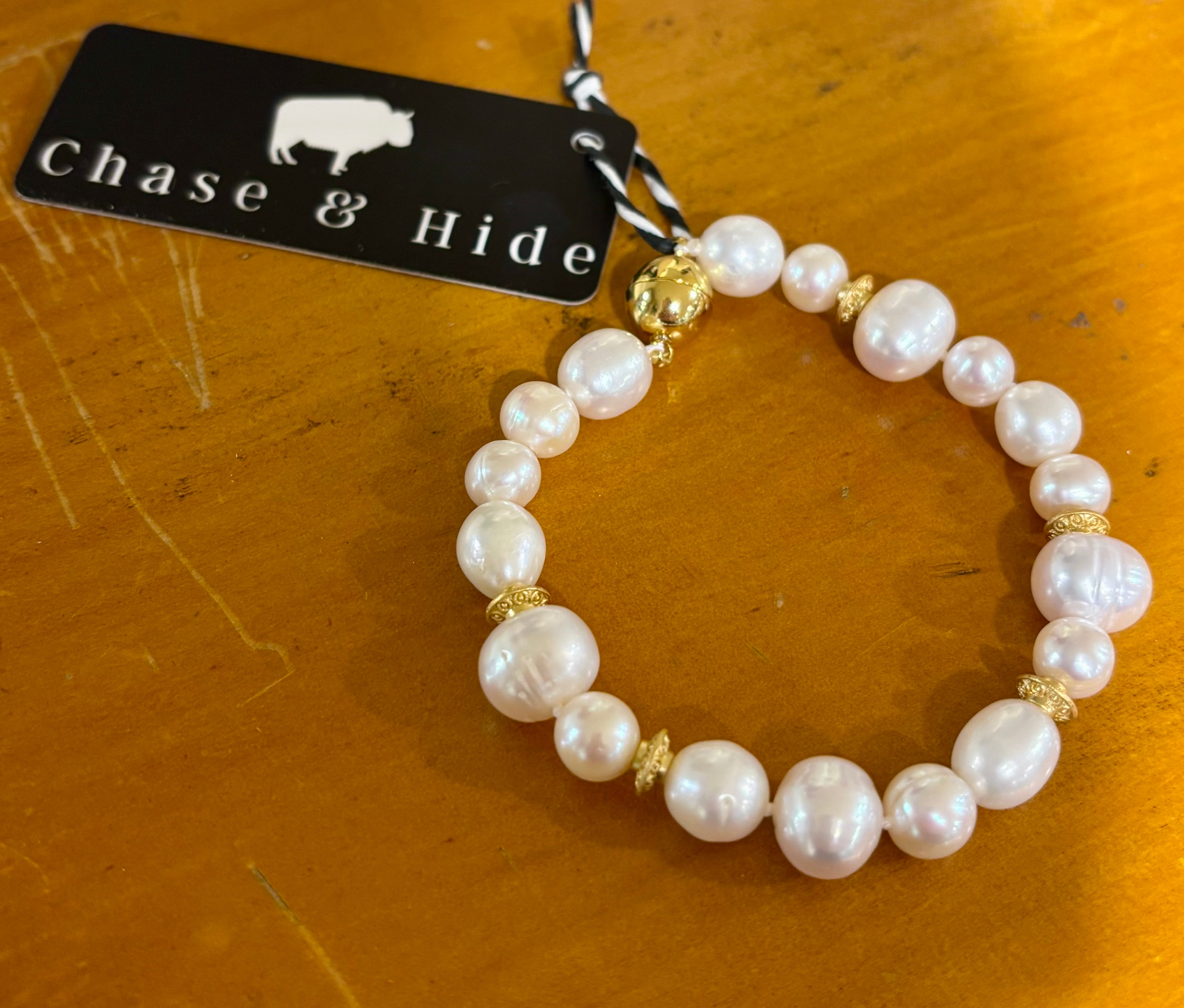 Freshwater Pearls and gold plated bead bracelet