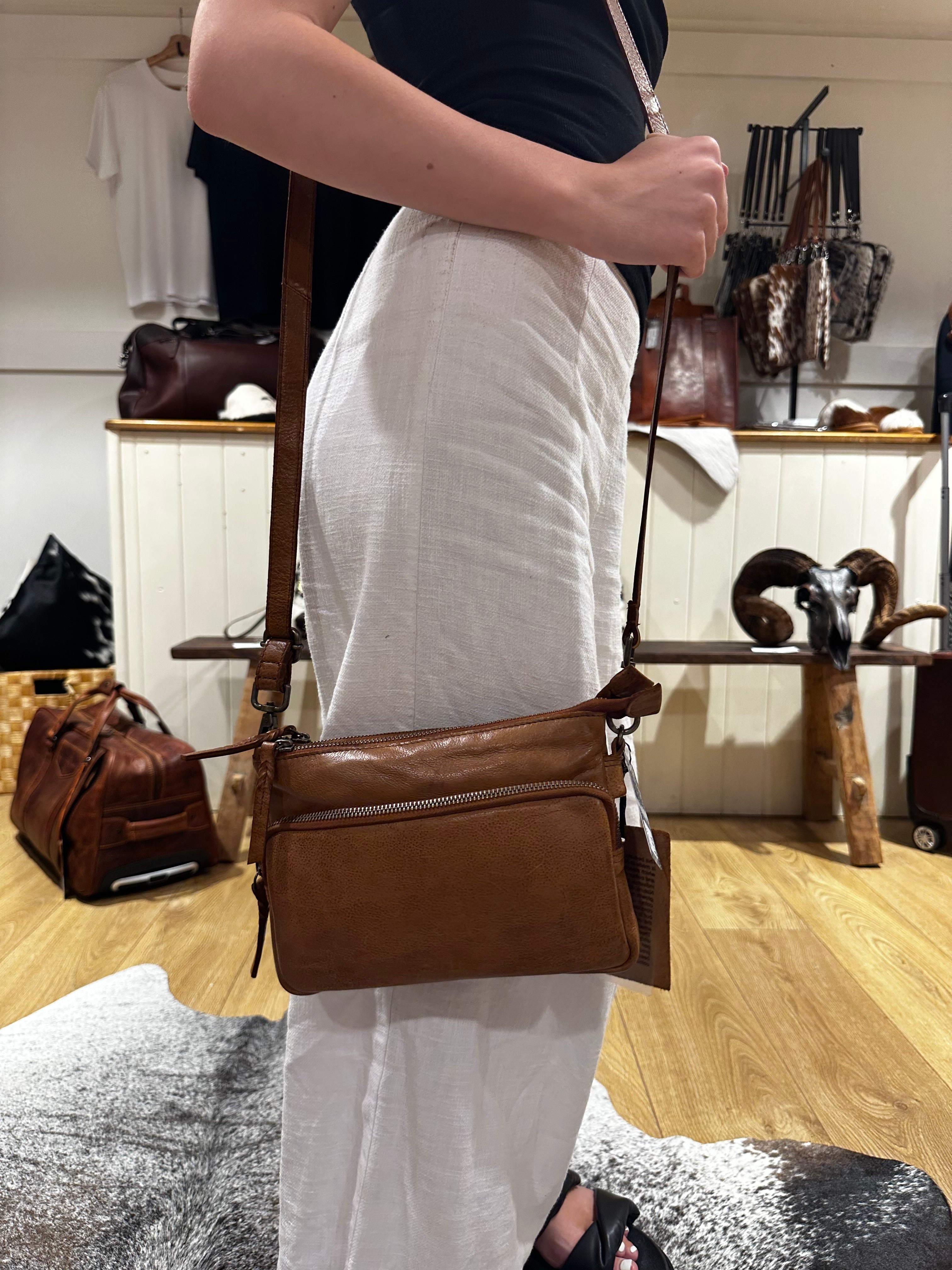 Leather cross body/ shoulder bag