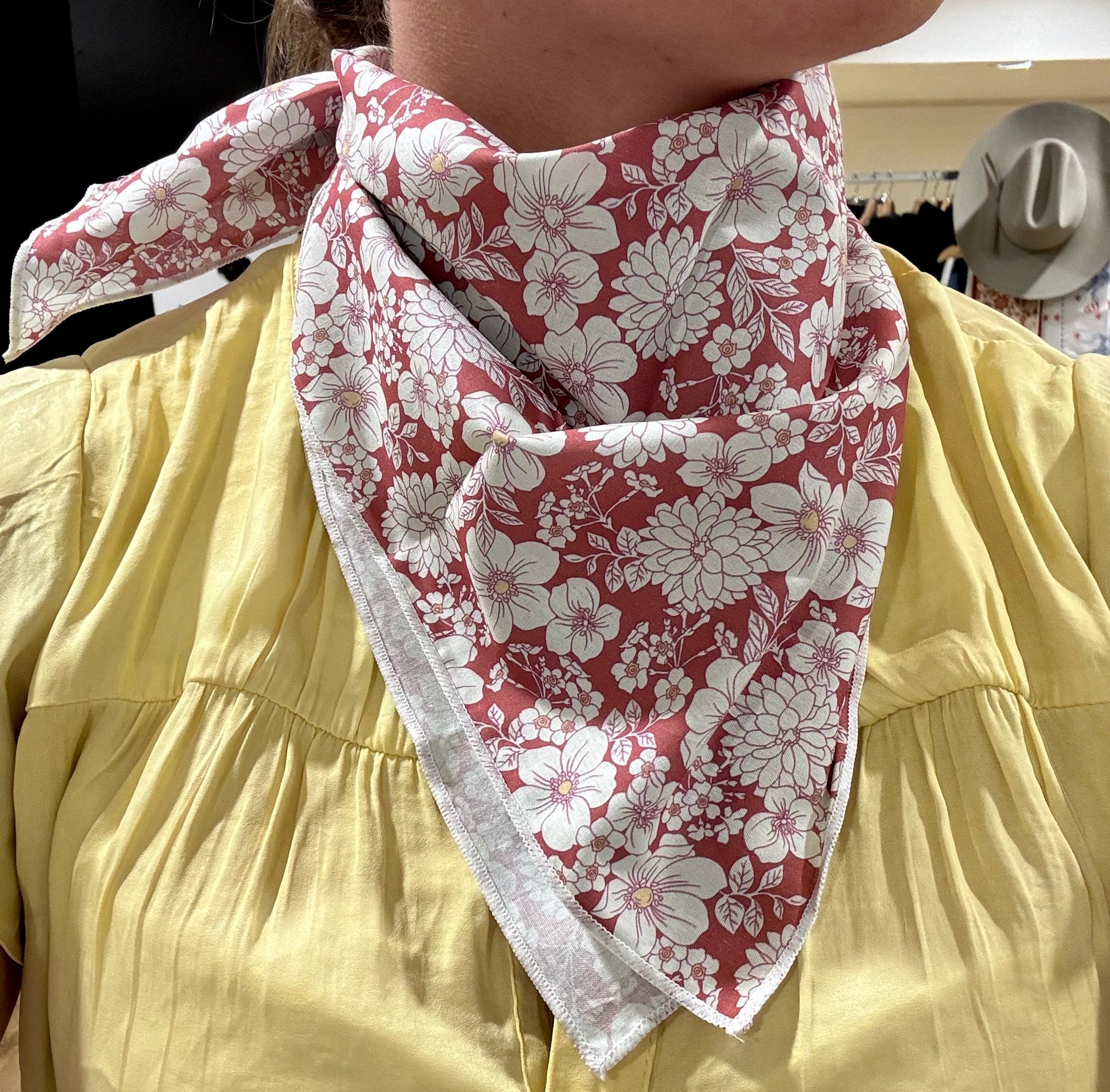 Wild Rags Foral