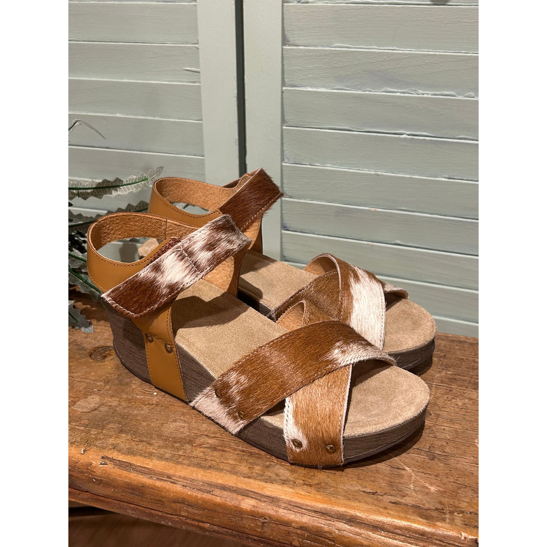 Tan and White Cowhide Wedges Size 38 