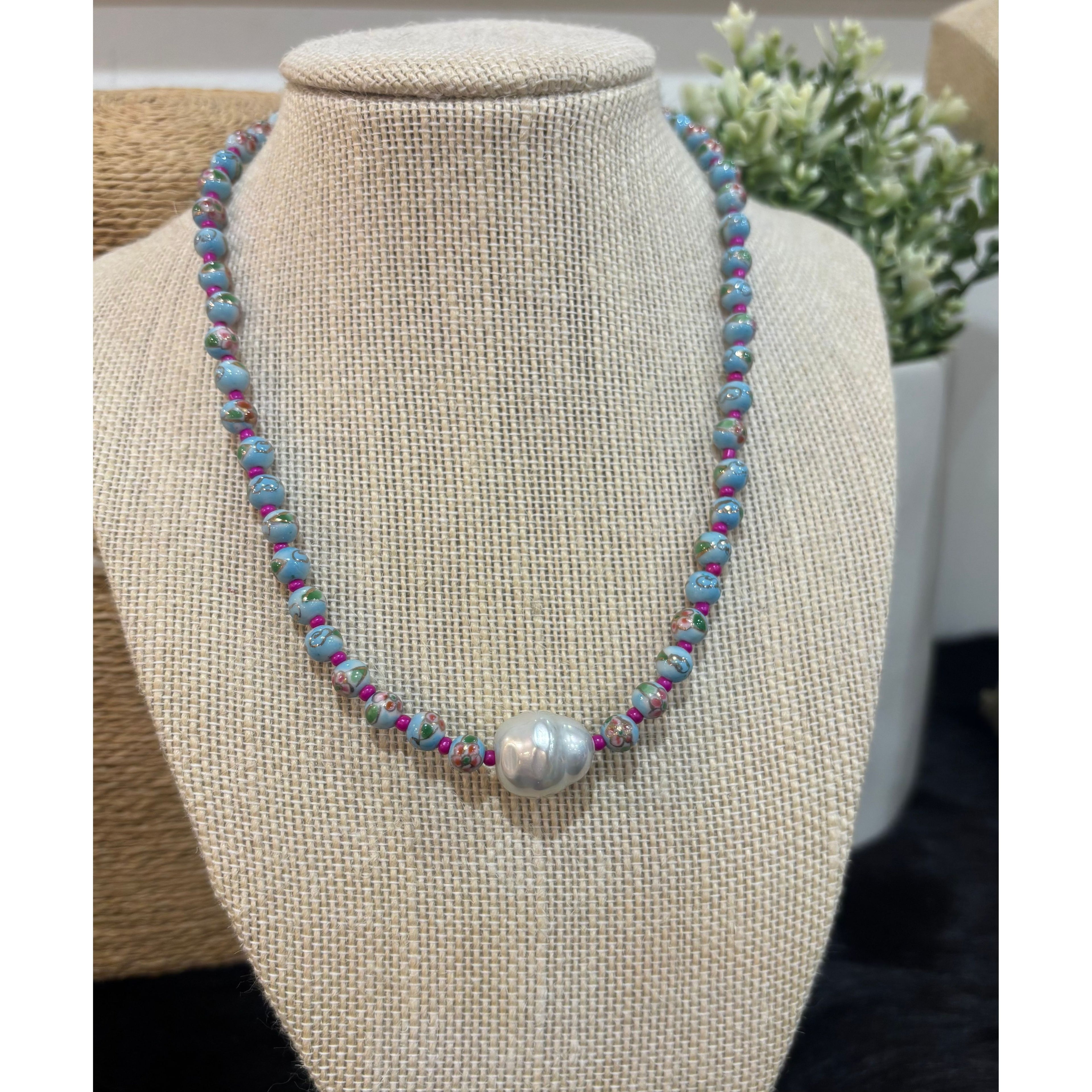 Hand painted porcelain Spanish Pearl Necklace