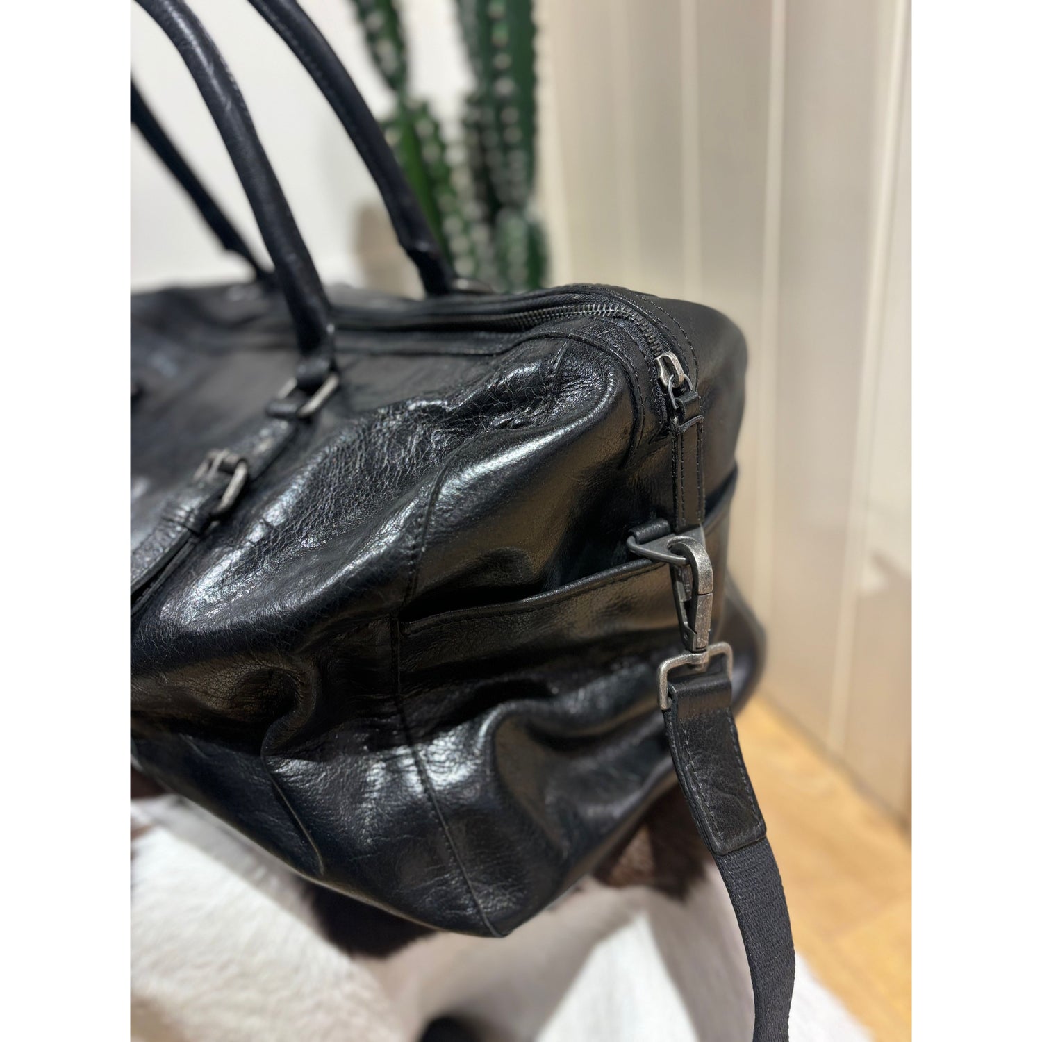 The Leisurely Overnight Bag Black