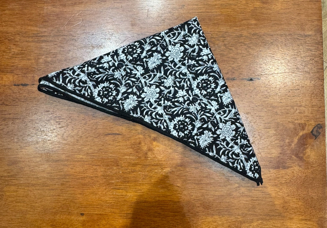 Wild Rags black Foral