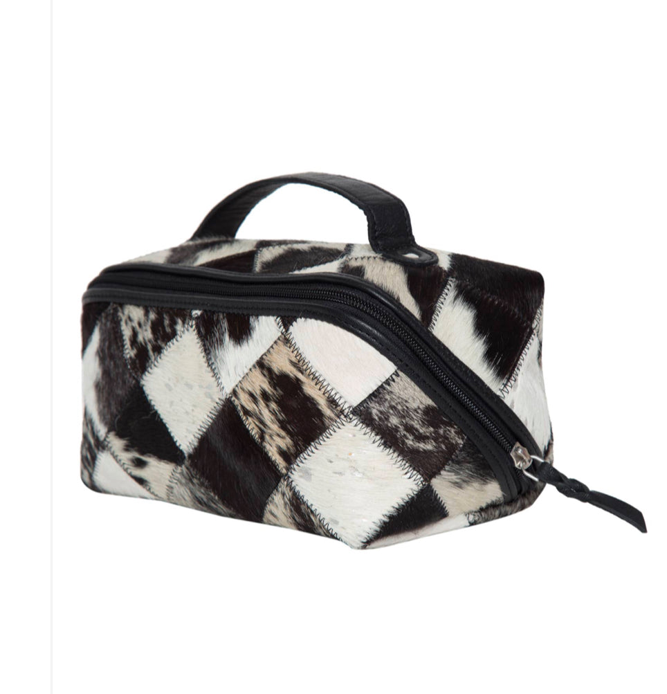 Patchwork Cowhide and Tooling Leather Cosmetics Bag – AT64