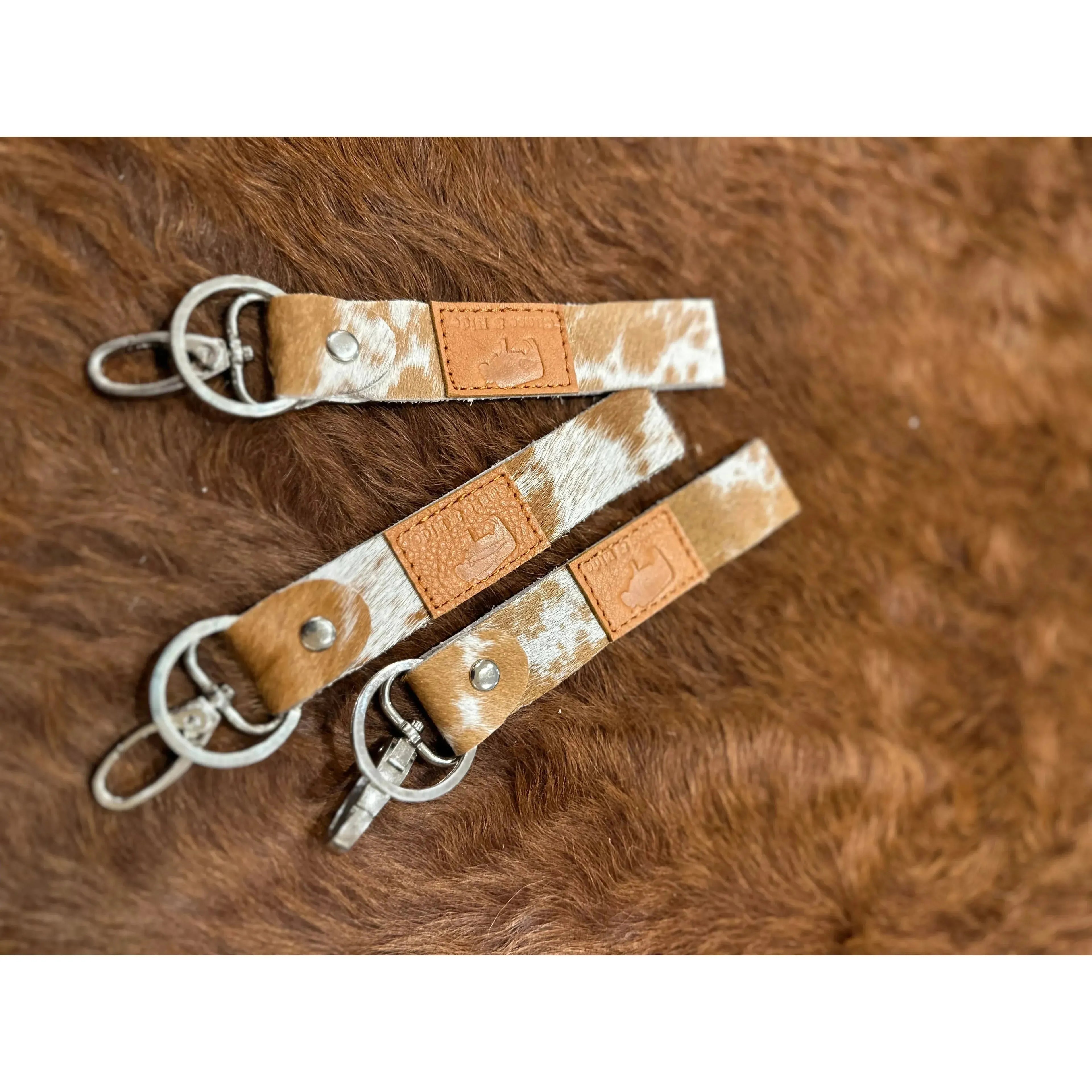 Long Tan Chase & Hide Key Chain: ASSORTED