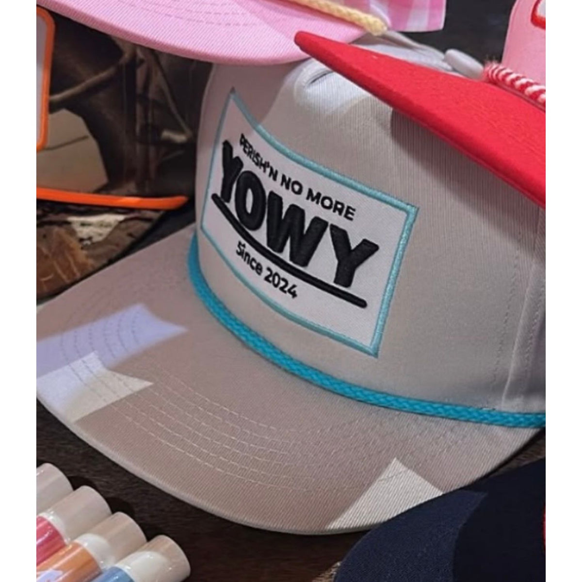 Yowy Caps