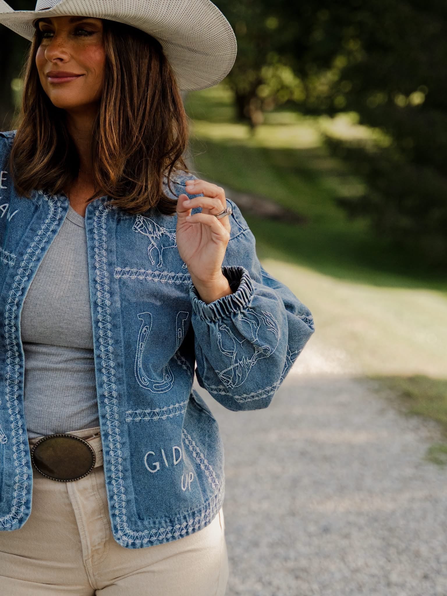 Western Embroidery Puff Sleeve Denim Jacket