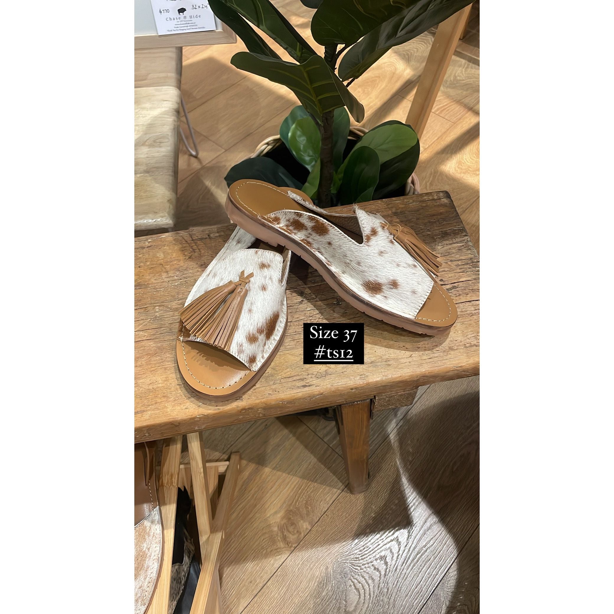 Hide Slide Shoes