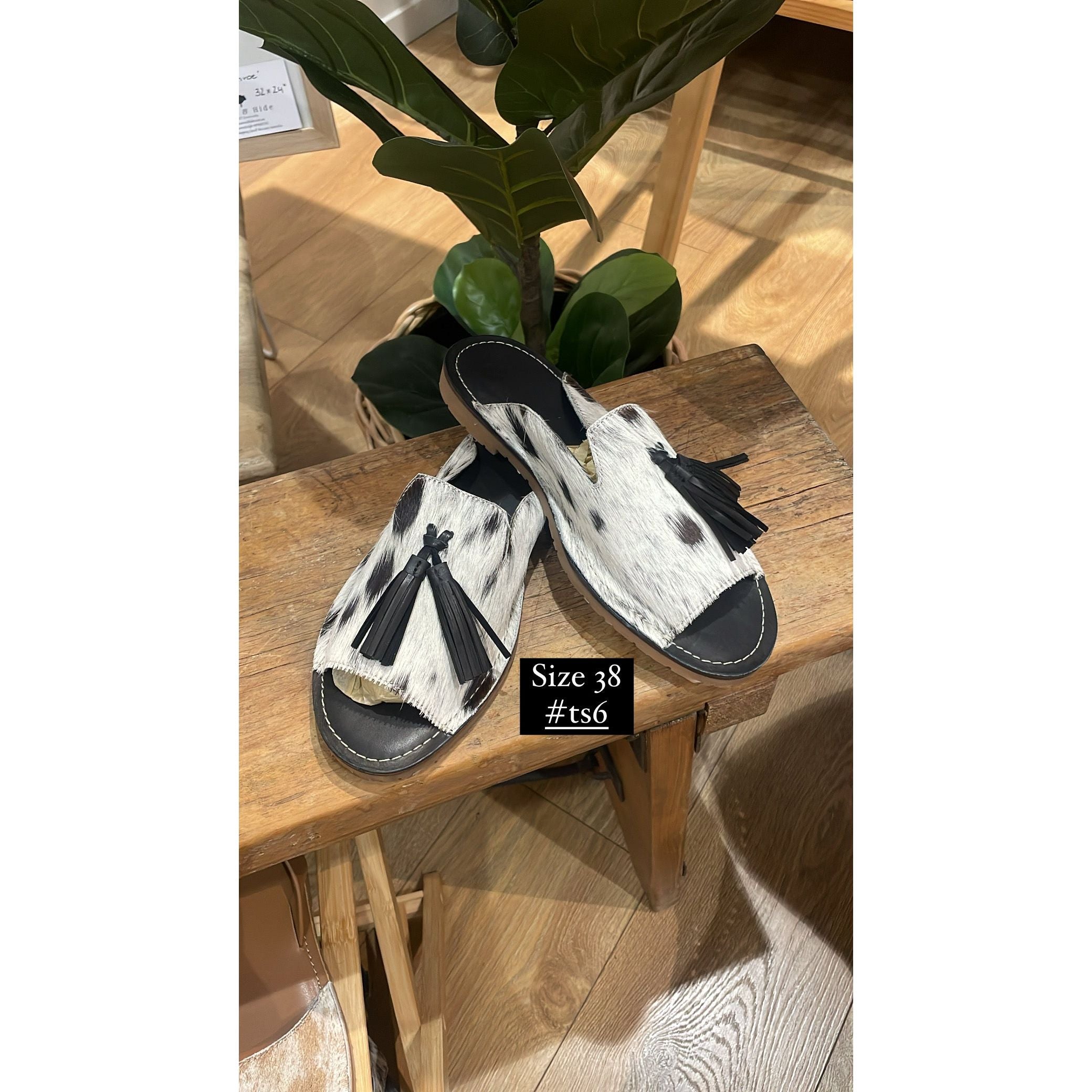 Hide Slide Shoes