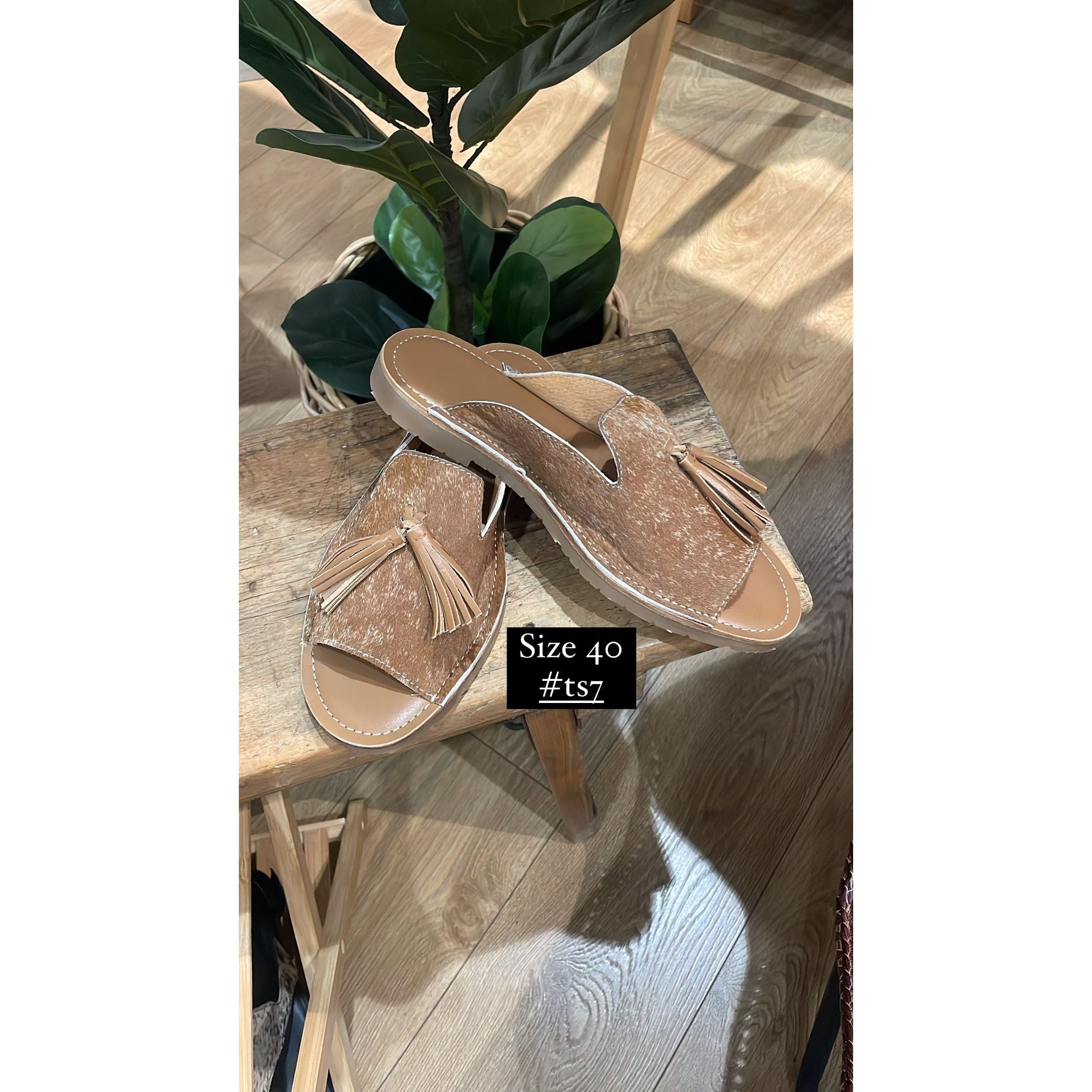 Hide Slide Shoes