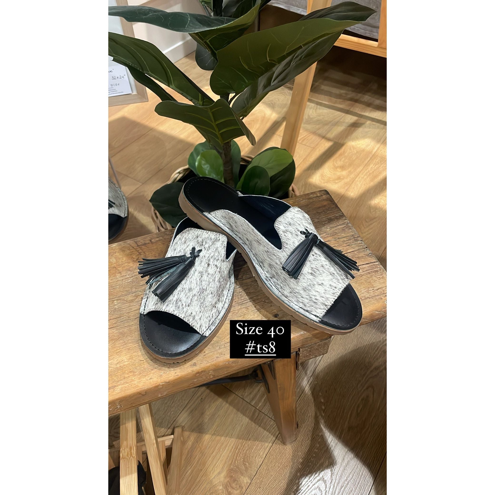 Hide Slide Shoes
