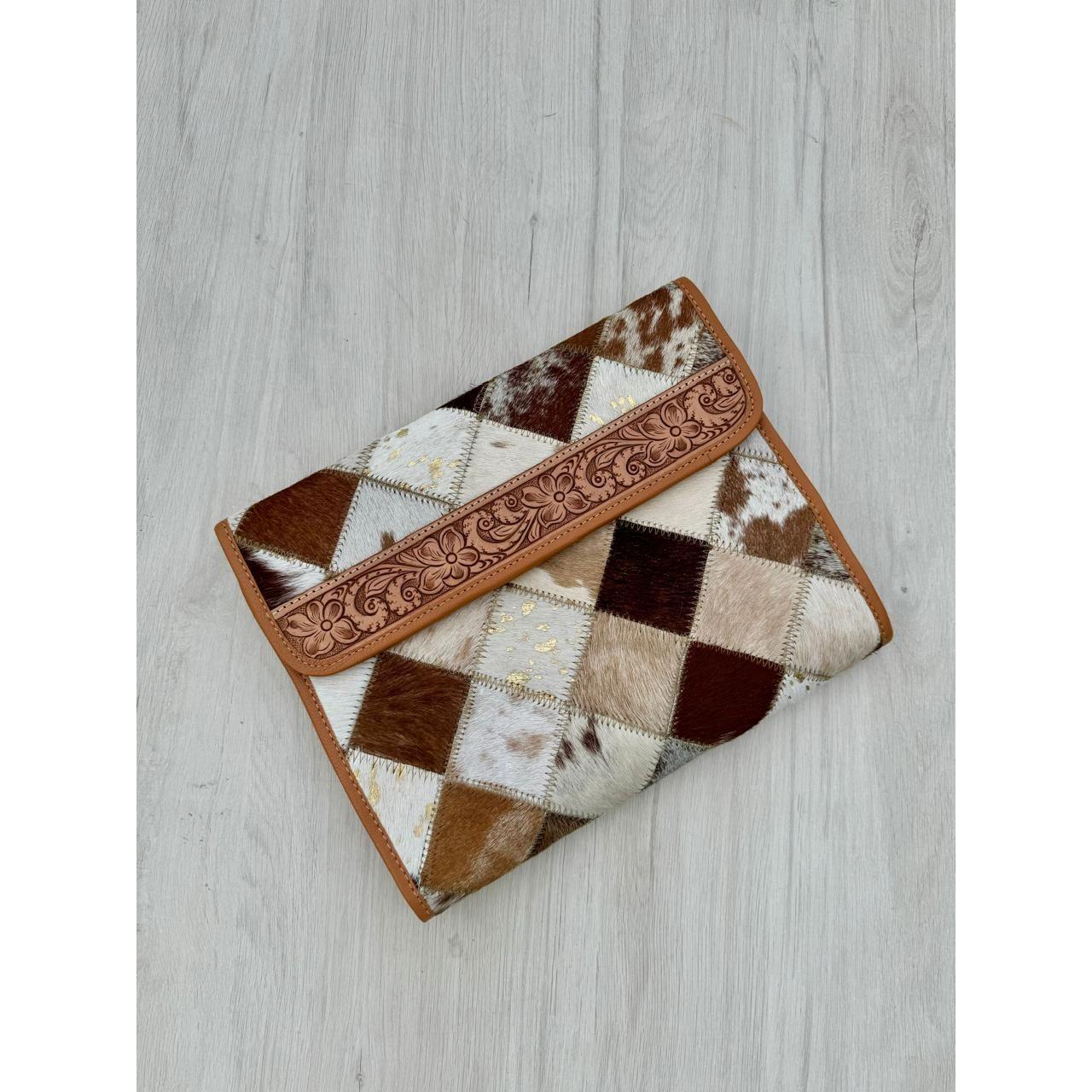 Patchwork Cowhide and Tooling Leather Makeup Bag – AT65