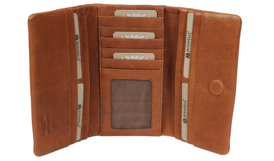 Ladies Magnetic Leather Wallet