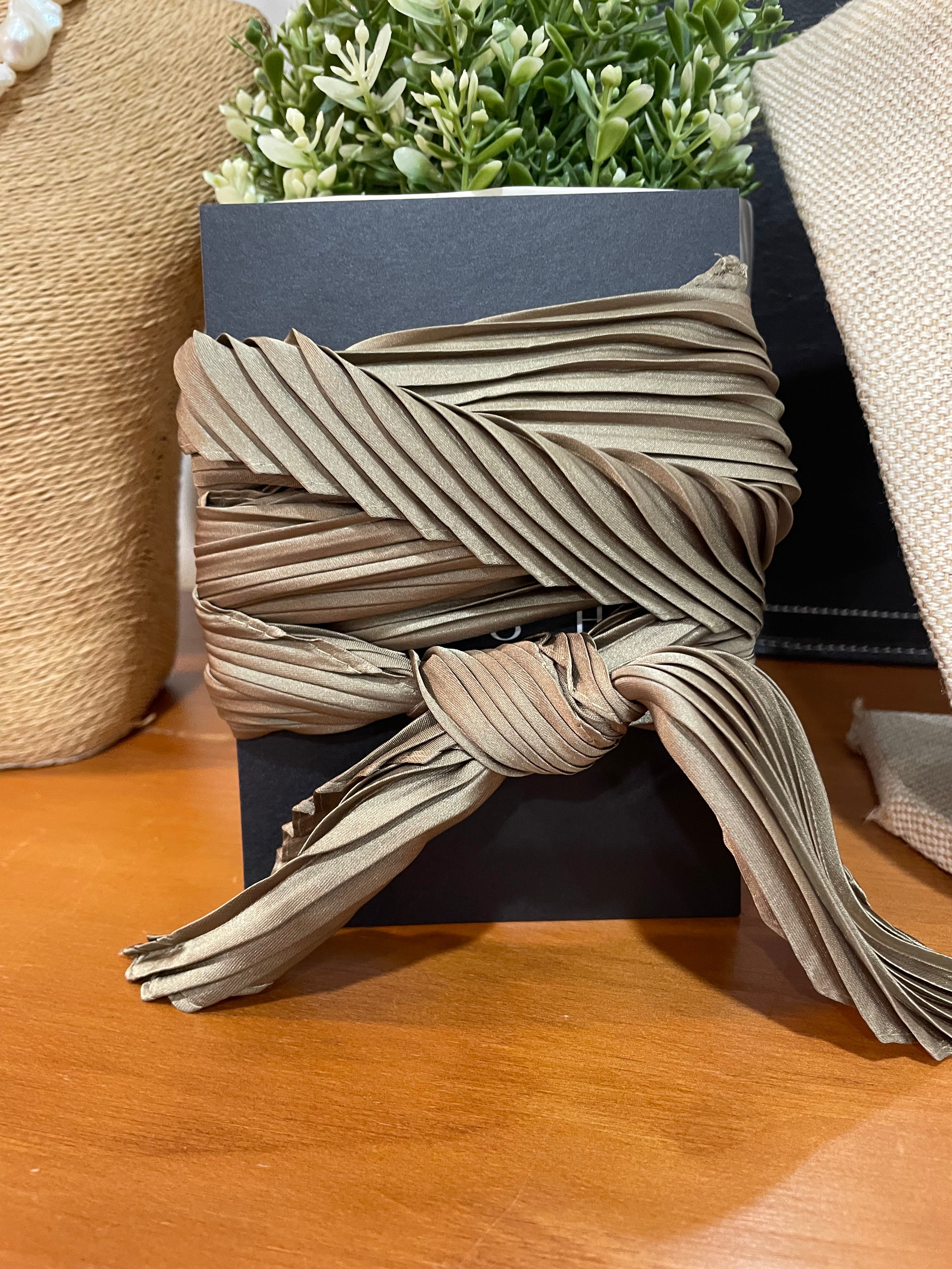 Pleated Silk Twilly Neck Ties