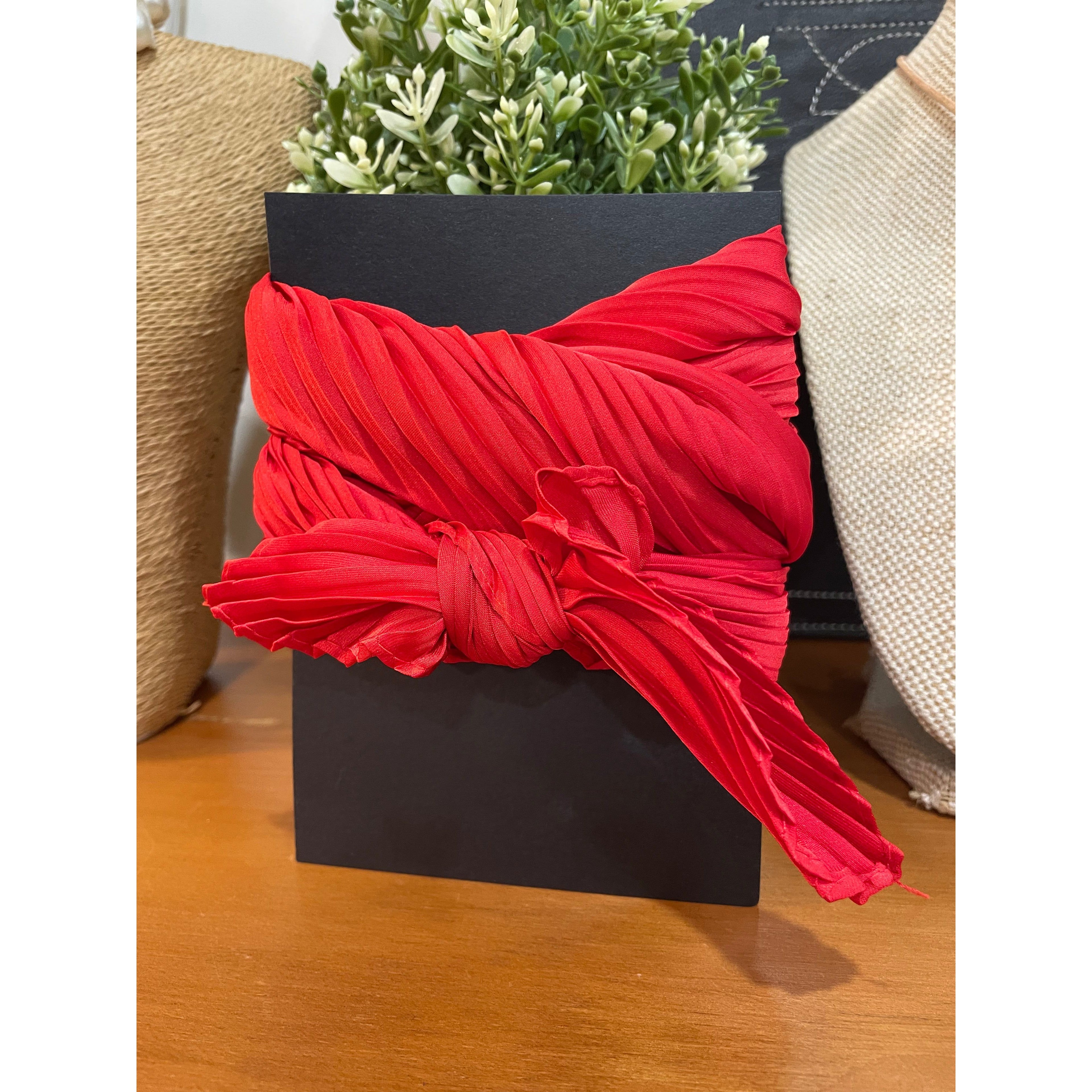 Pleated Silk Twilly Neck Ties