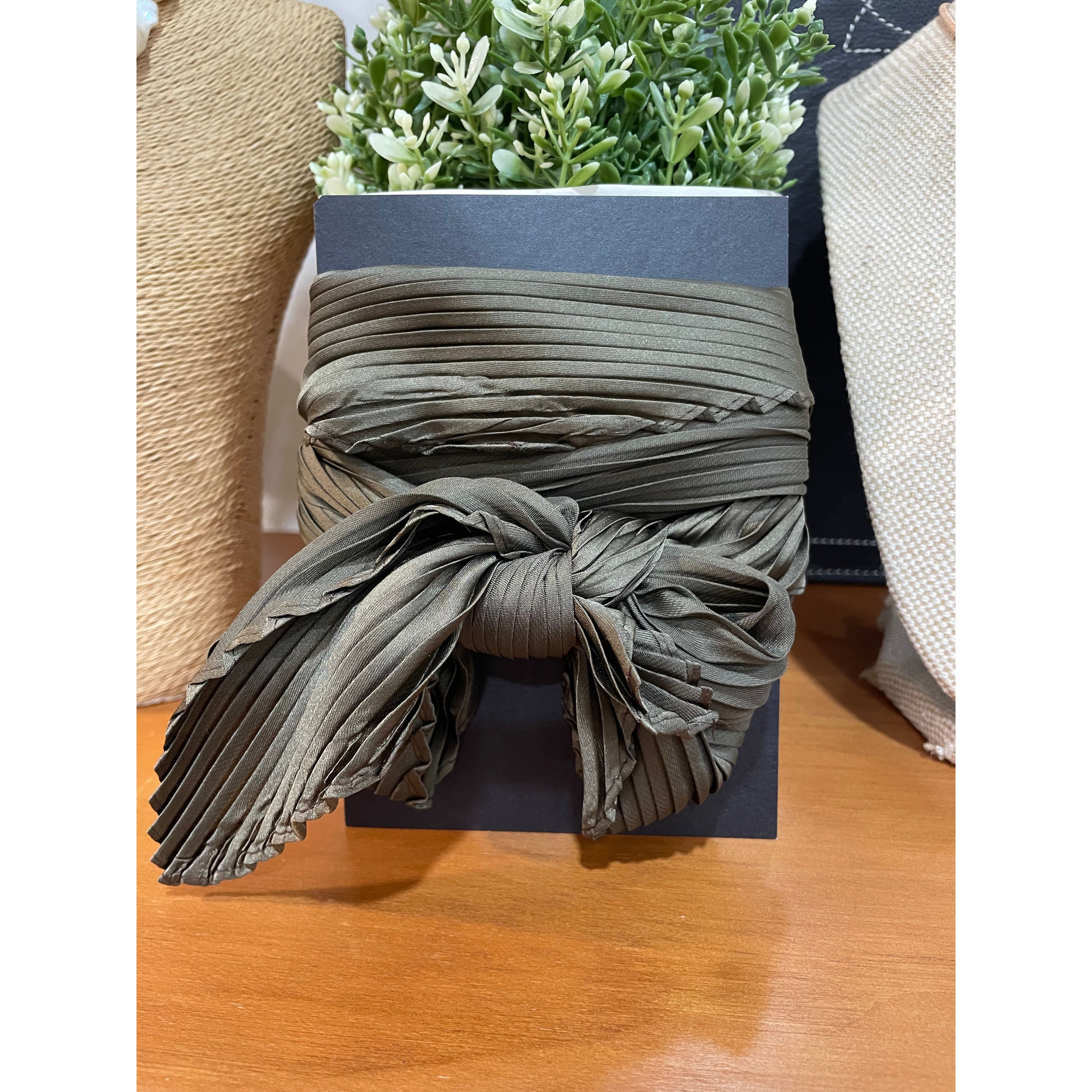 Pleated Silk Twilly Neck Ties
