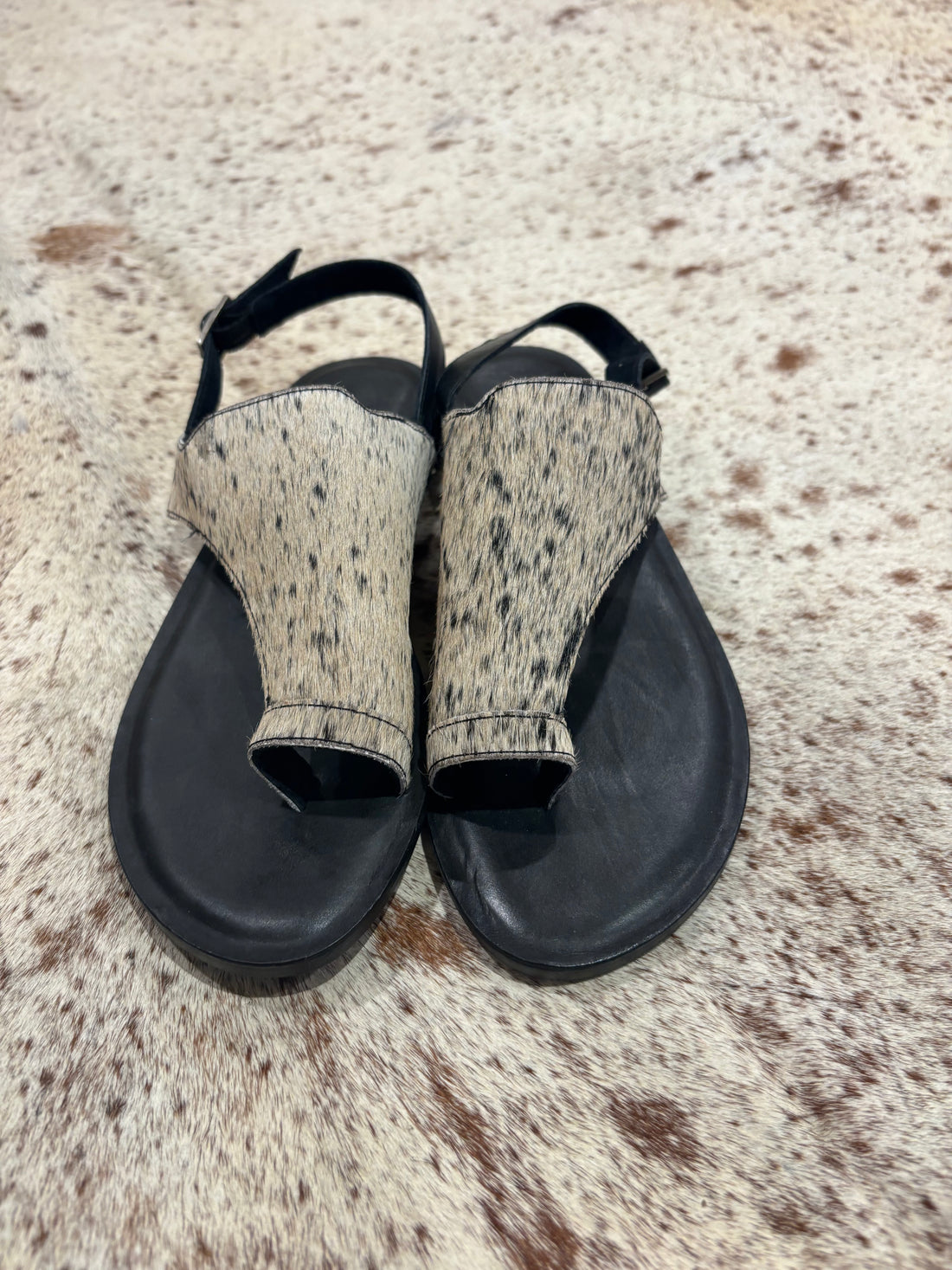Toe Flat Sandals Size 38