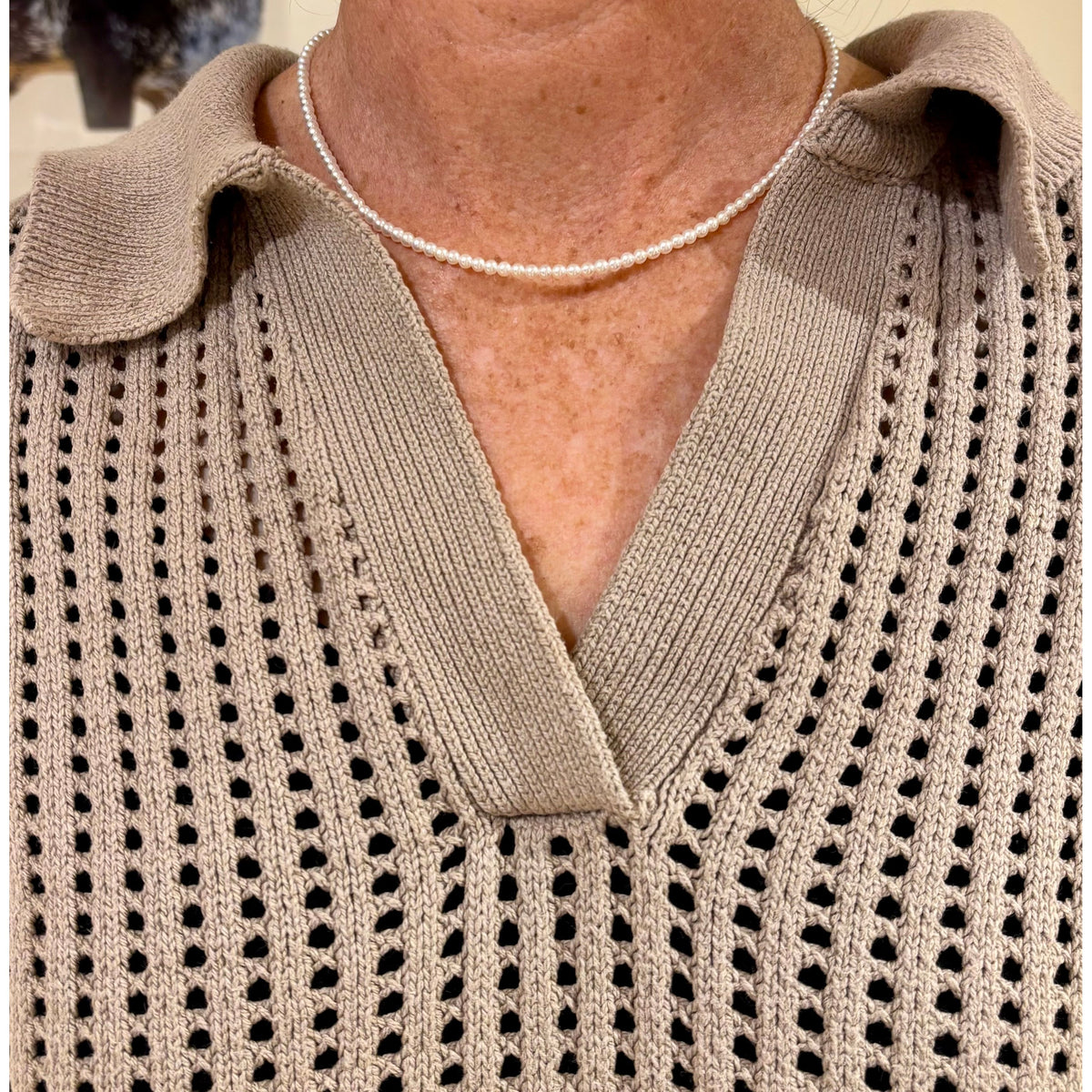 Tiny Pearl Choker
