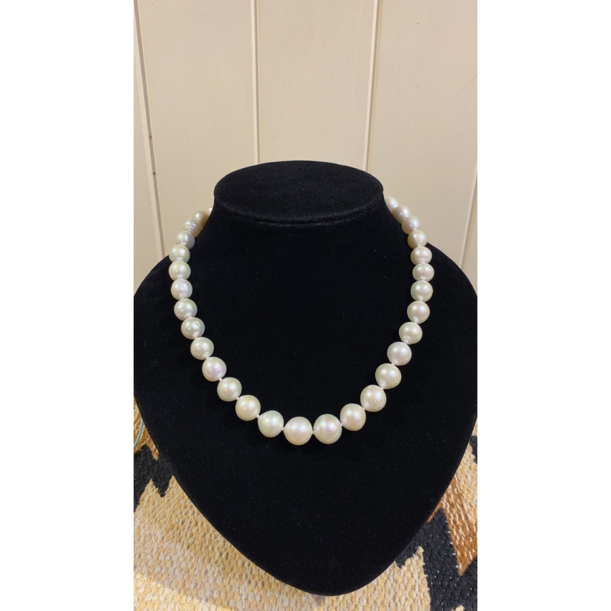 Baroque round freshwater pearl necklace